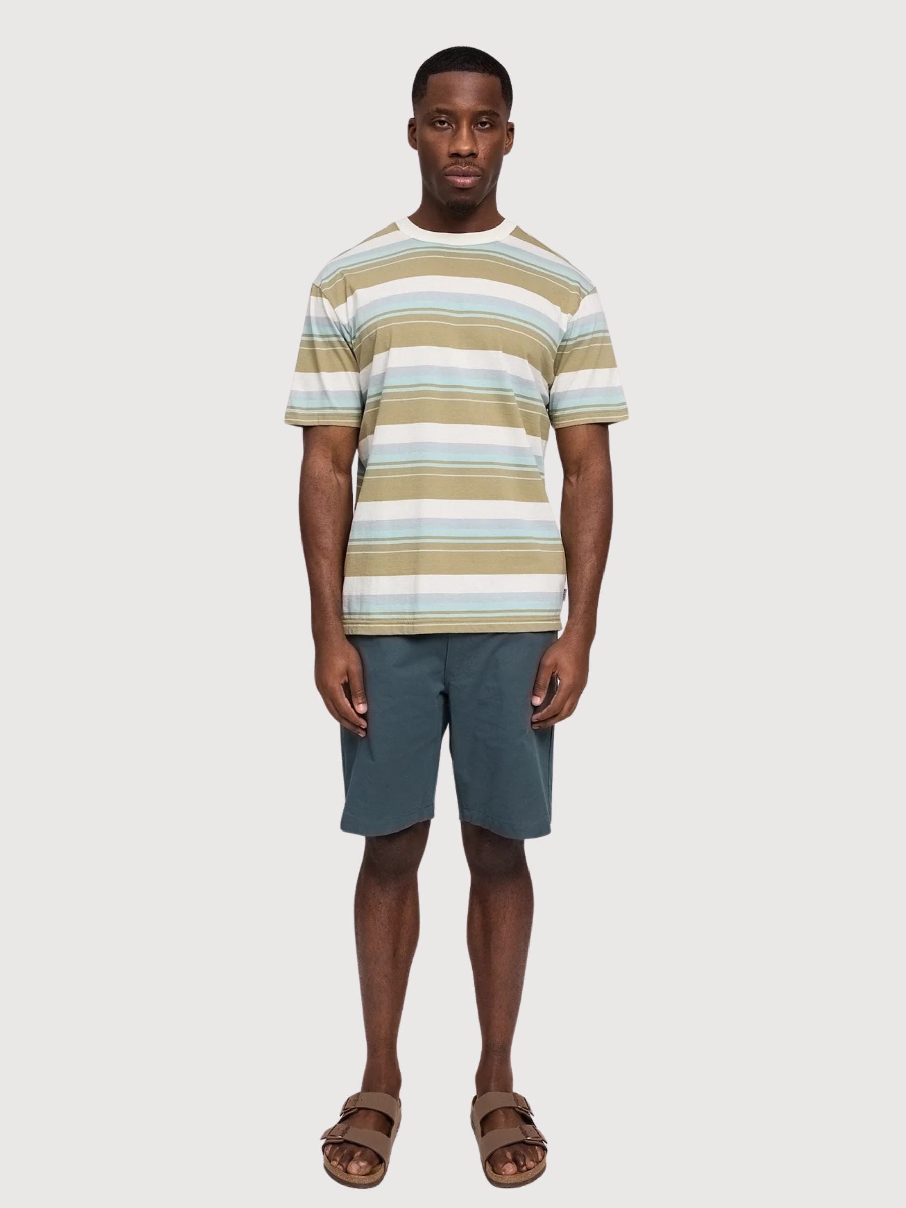 T-shirt da uomo a righe audaci, verde oliva/multicolore | Mazine