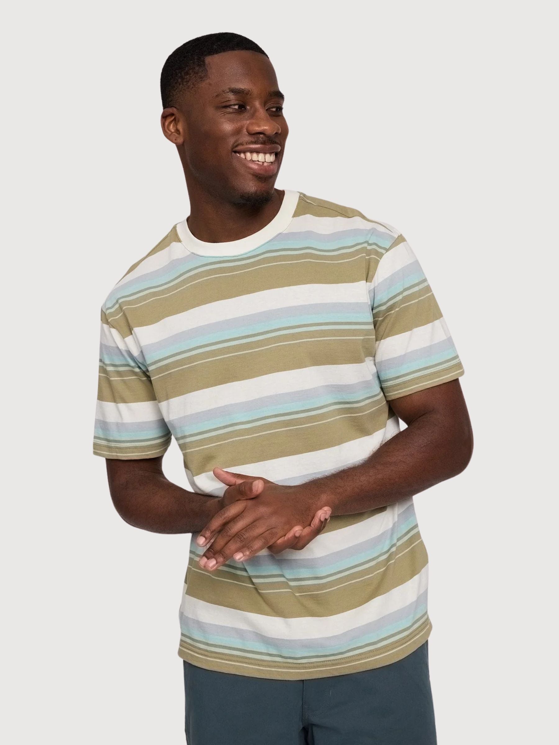 T-shirt da uomo a righe audaci, verde oliva/multicolore | Mazine