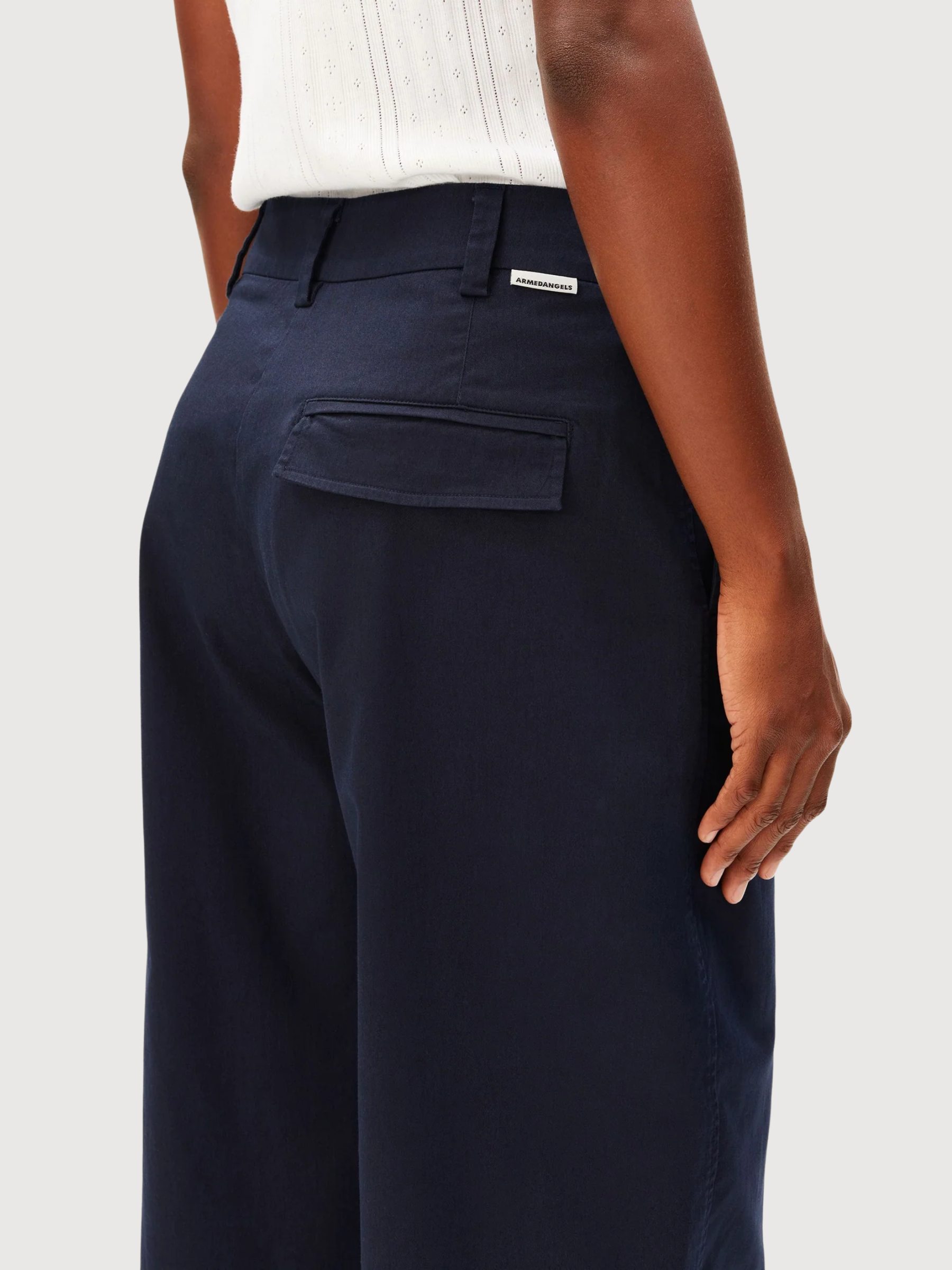 Pantalone Barrel in Twill Night Sky | Armedangels