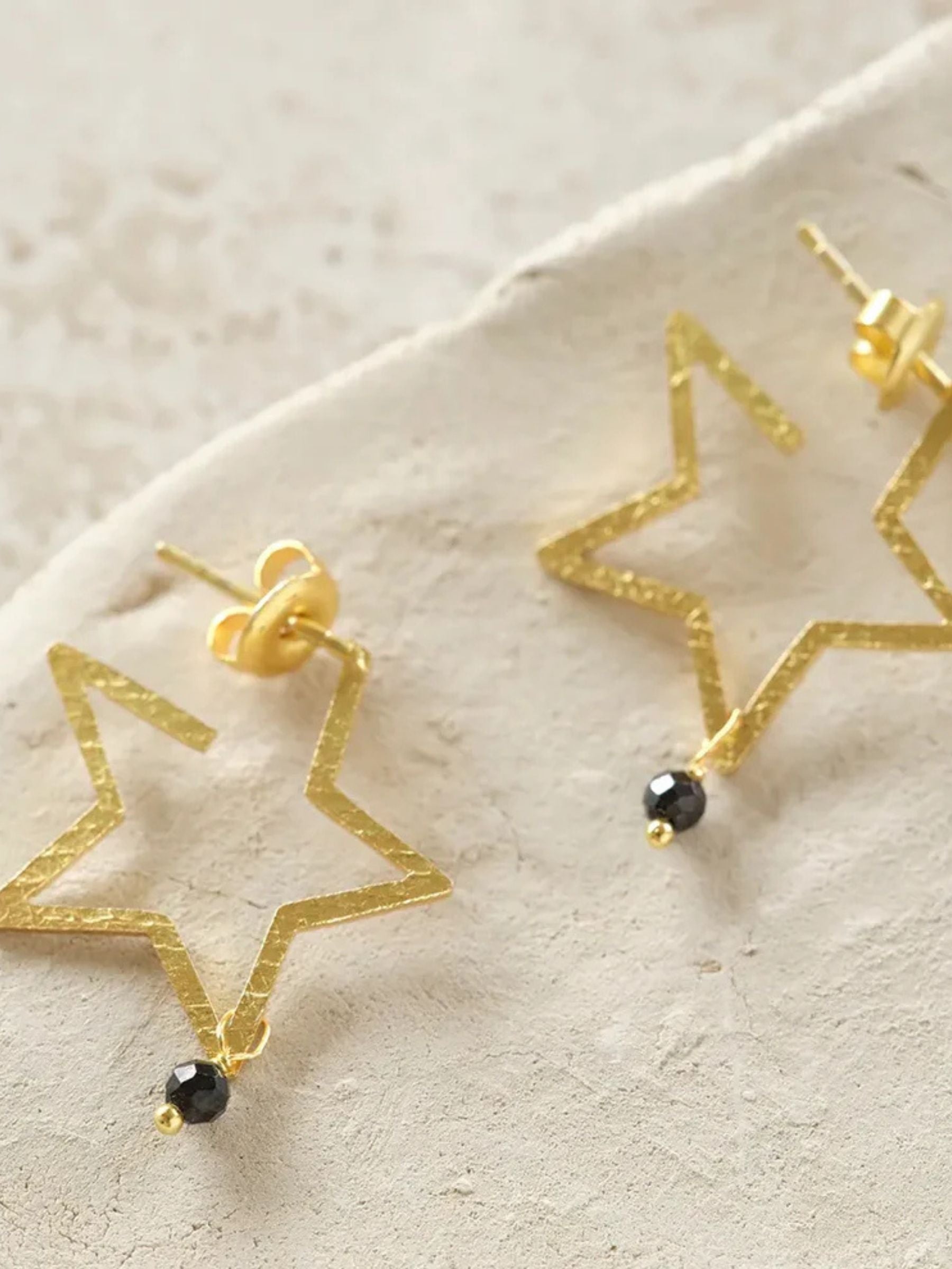 Cheery Black Onyx Earings Gp | A Beautiful Story