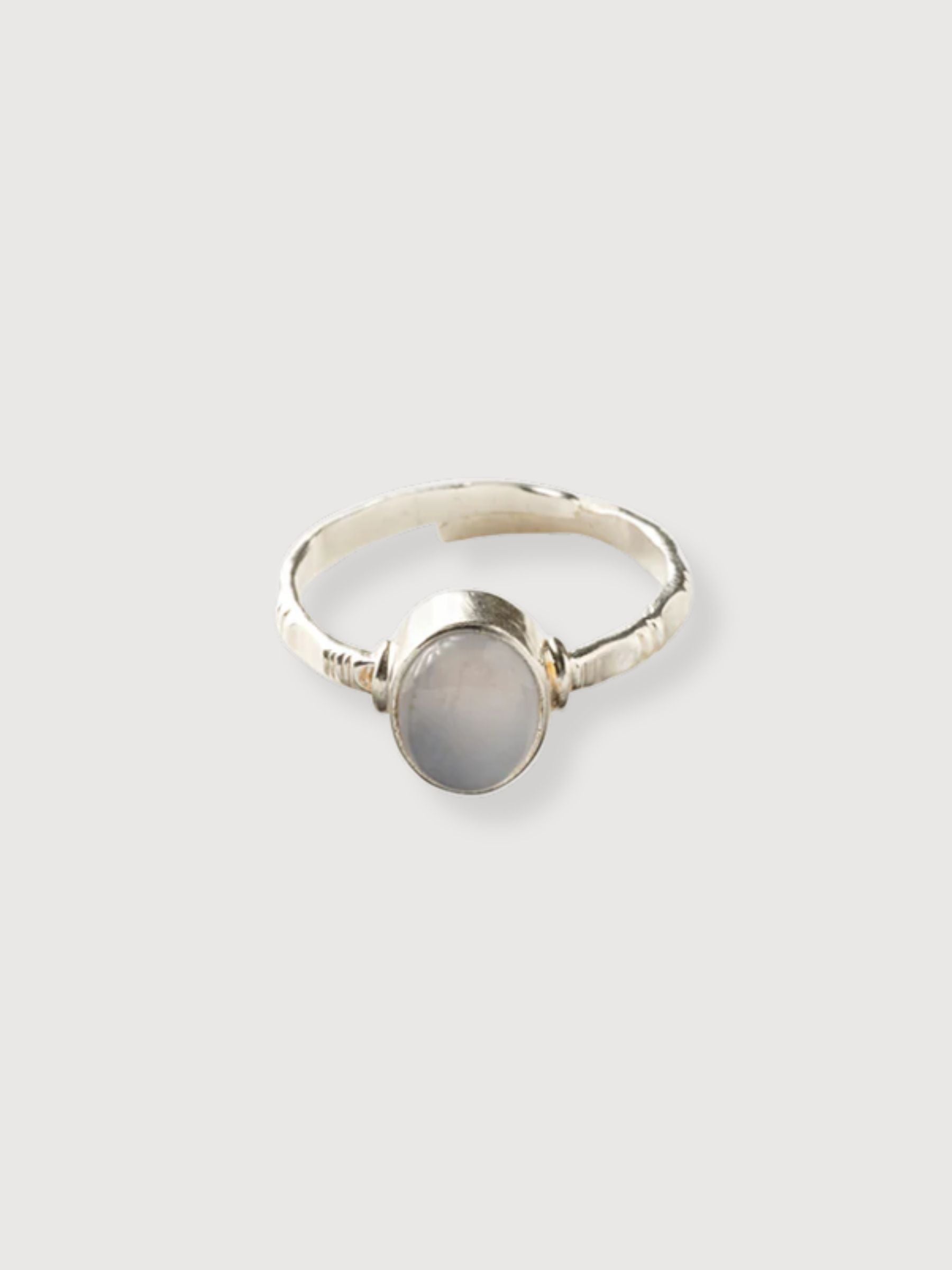 Ring „Bestimmtes Blau” aus Spitze | A Beautiful Story