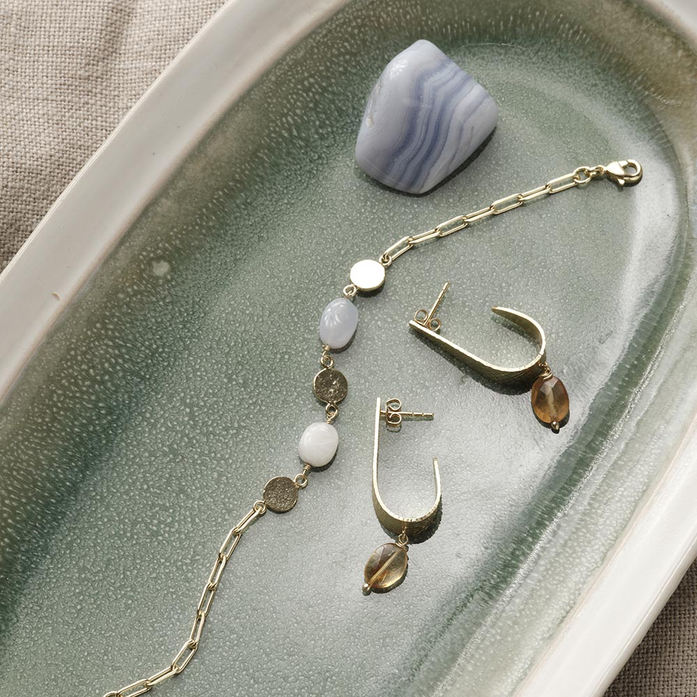 Bracelet Aesthetic Blue Lace Agate Moonstone | A BEAUTIFUL STORY