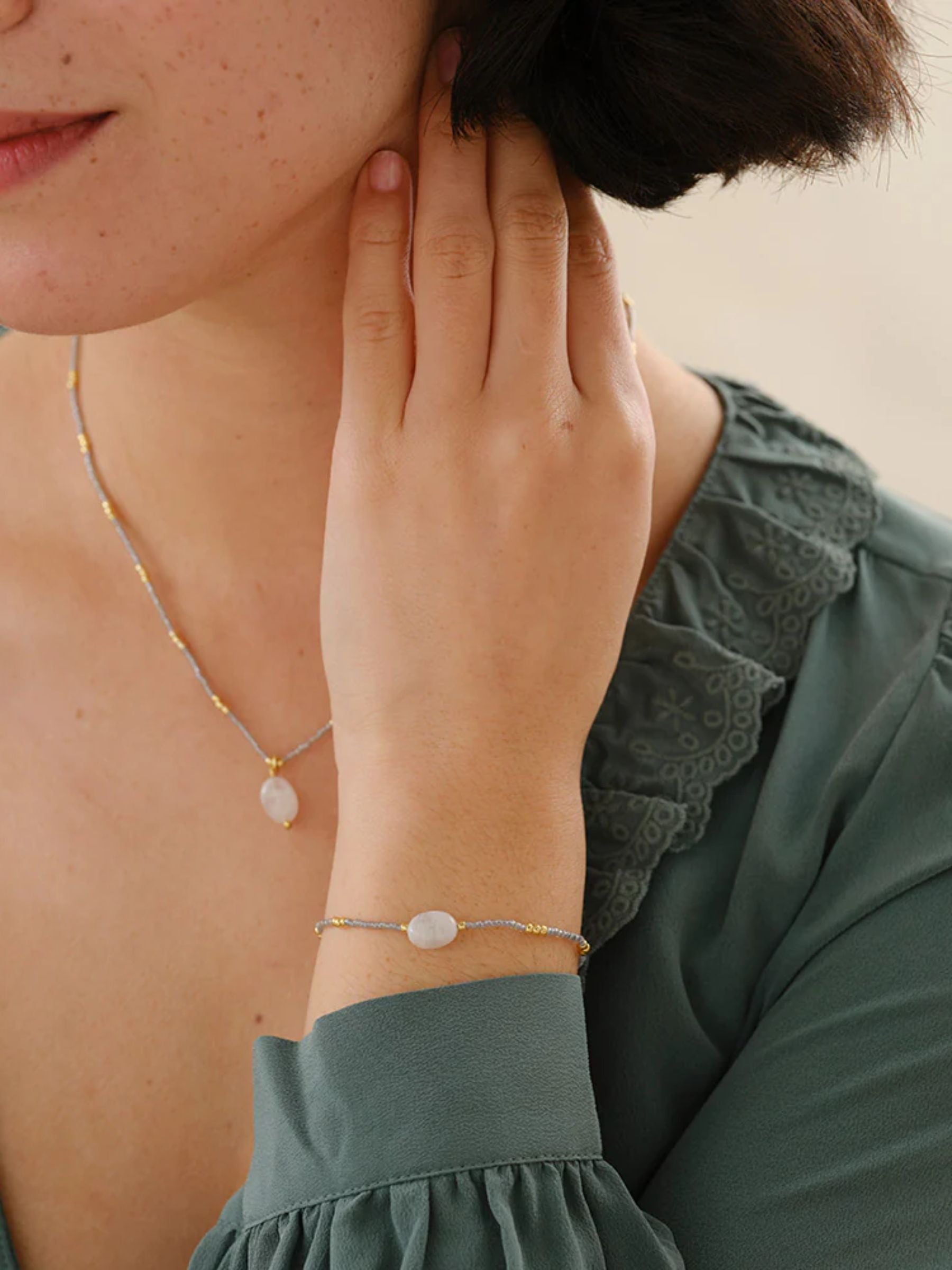 Armband mit Mondstein | A Beautiful Story