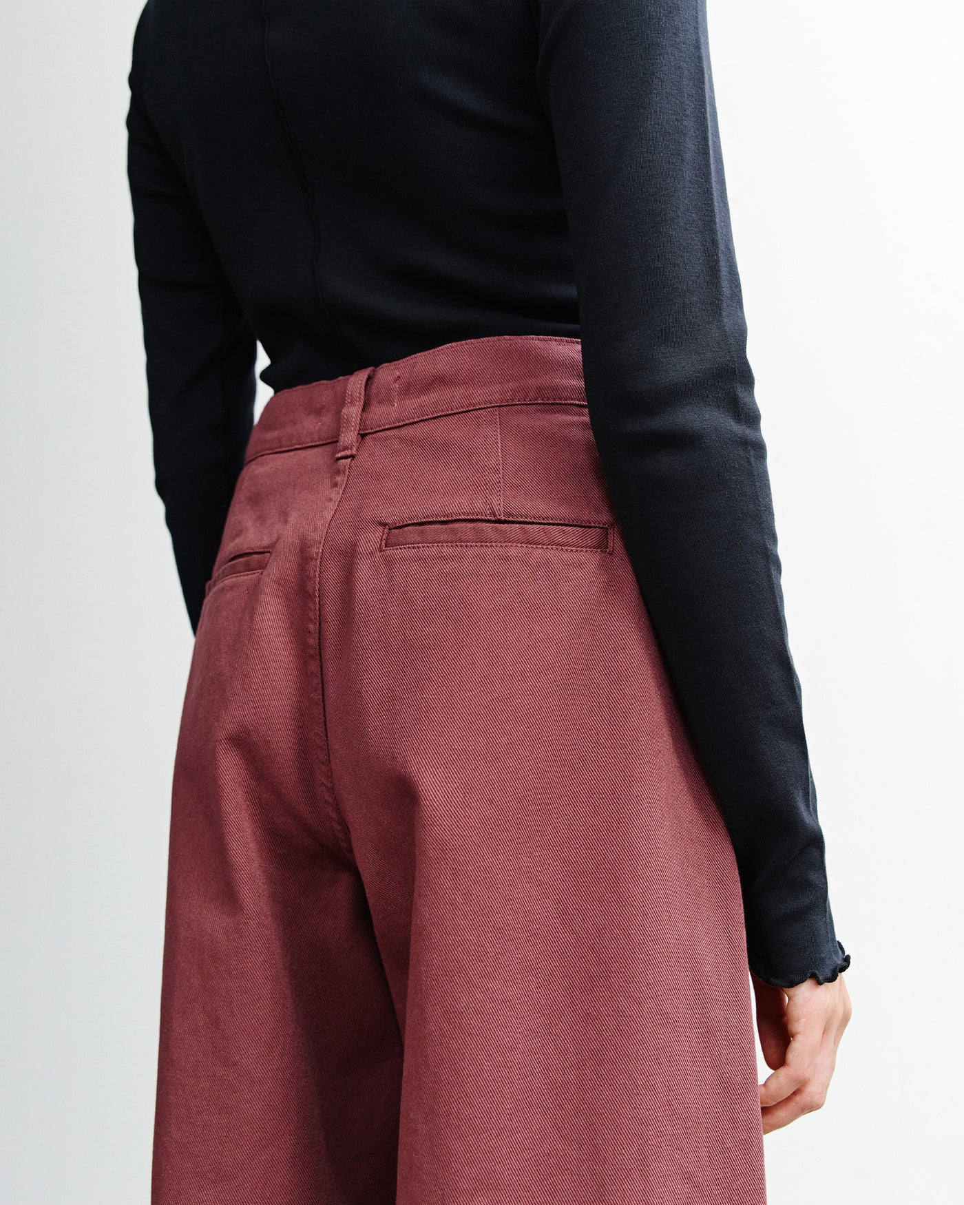 Barrel-Leg Hose Bio-Baumwolle Washed Burgundy | ROTHOLZ