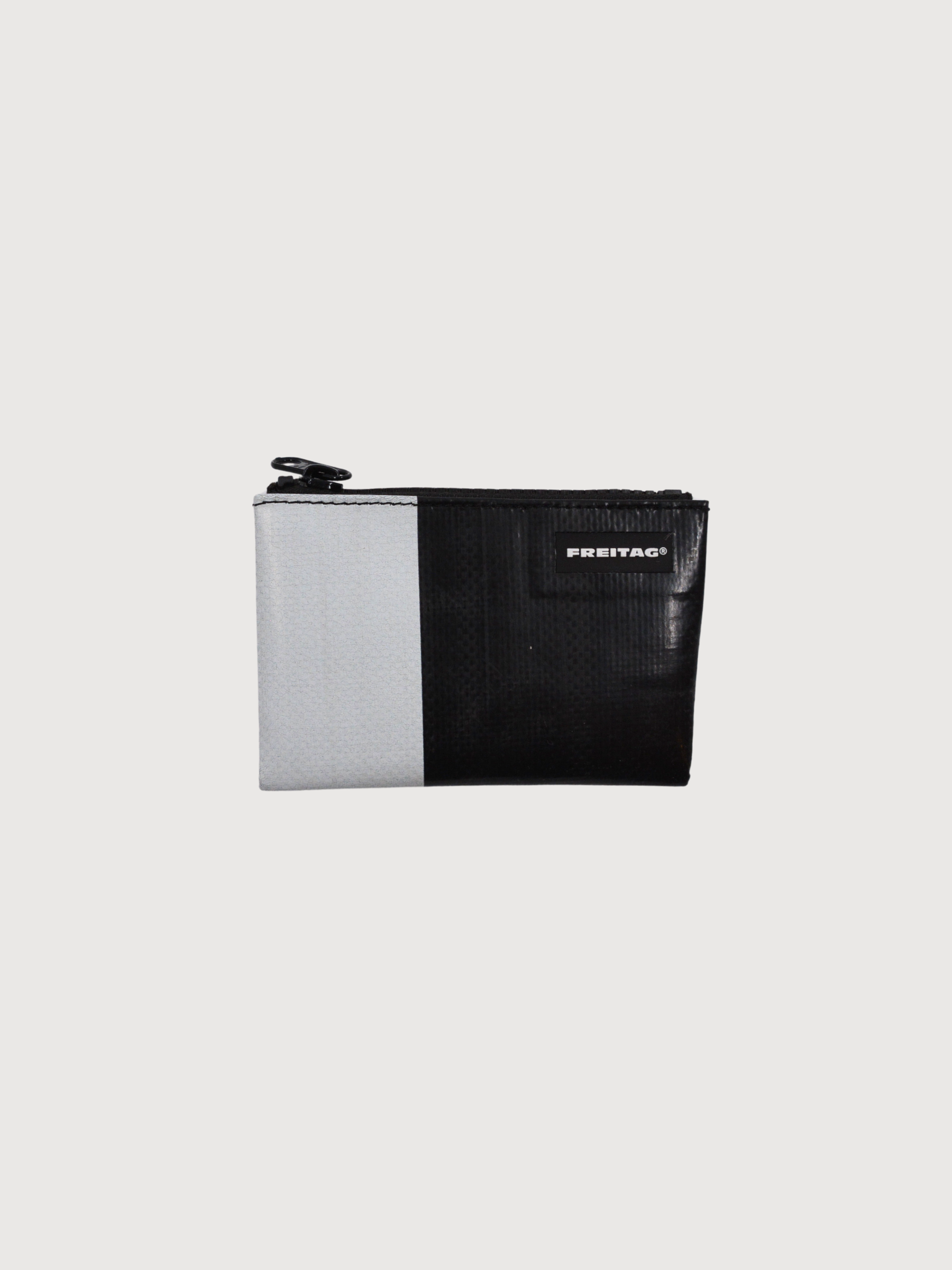 Pouchette Blair Black/White | Freitag