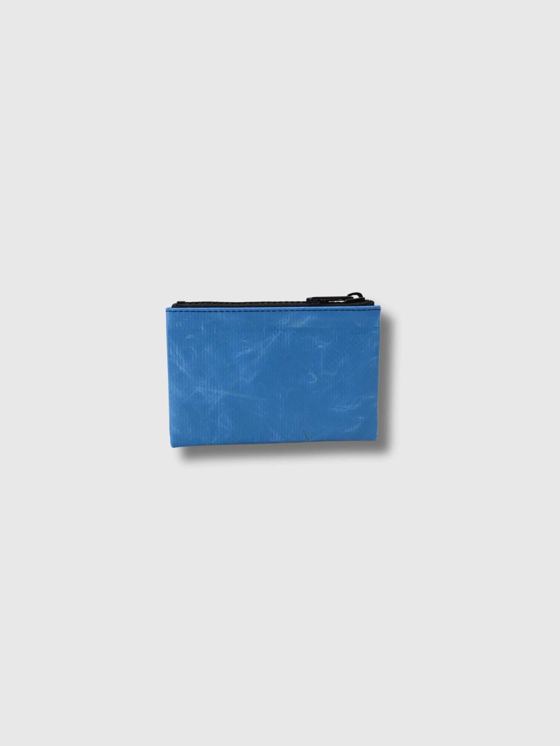 Pochette F05 Blair Blue In Used Truck Tarps | Freitag