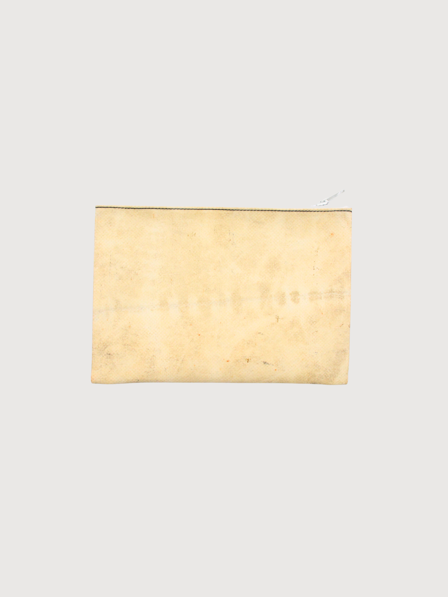 CHUCK White/Red Pouchette | Freitag