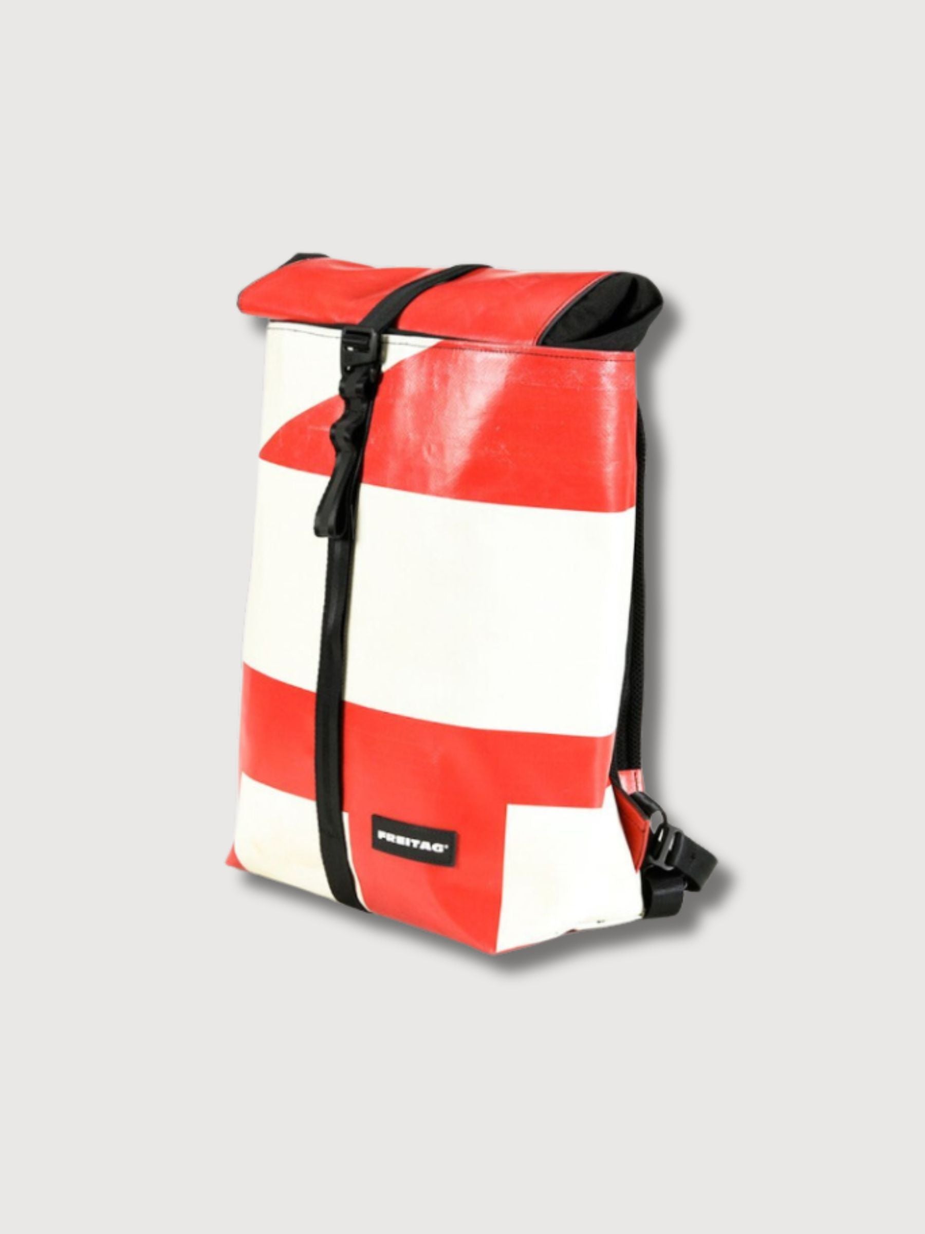 Rucksack F155 Clapton Red & White In Gebrauchtwagen Tarps | Freitag