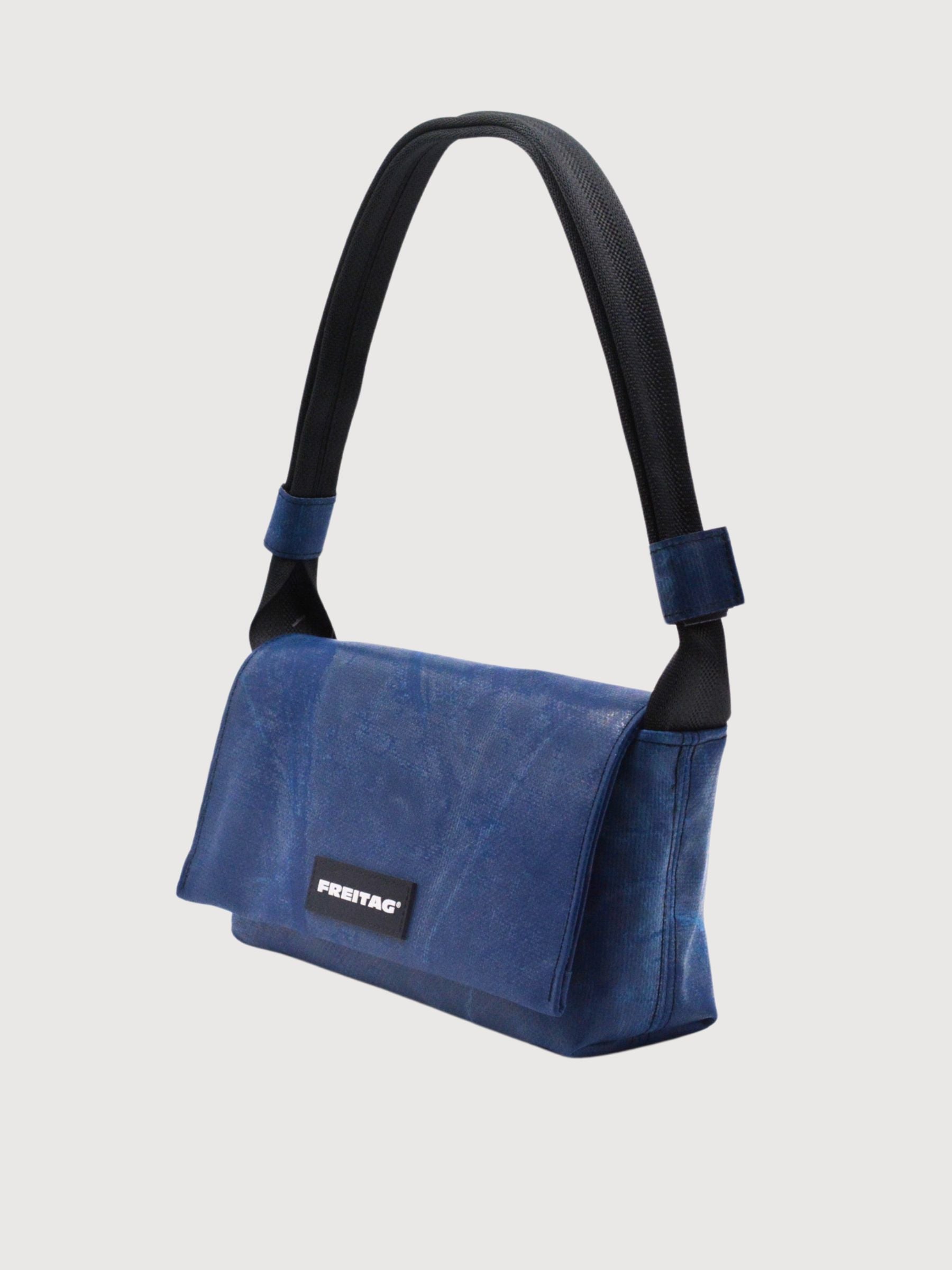 Borsa a tracolla Laura Blu scuro | Freitag