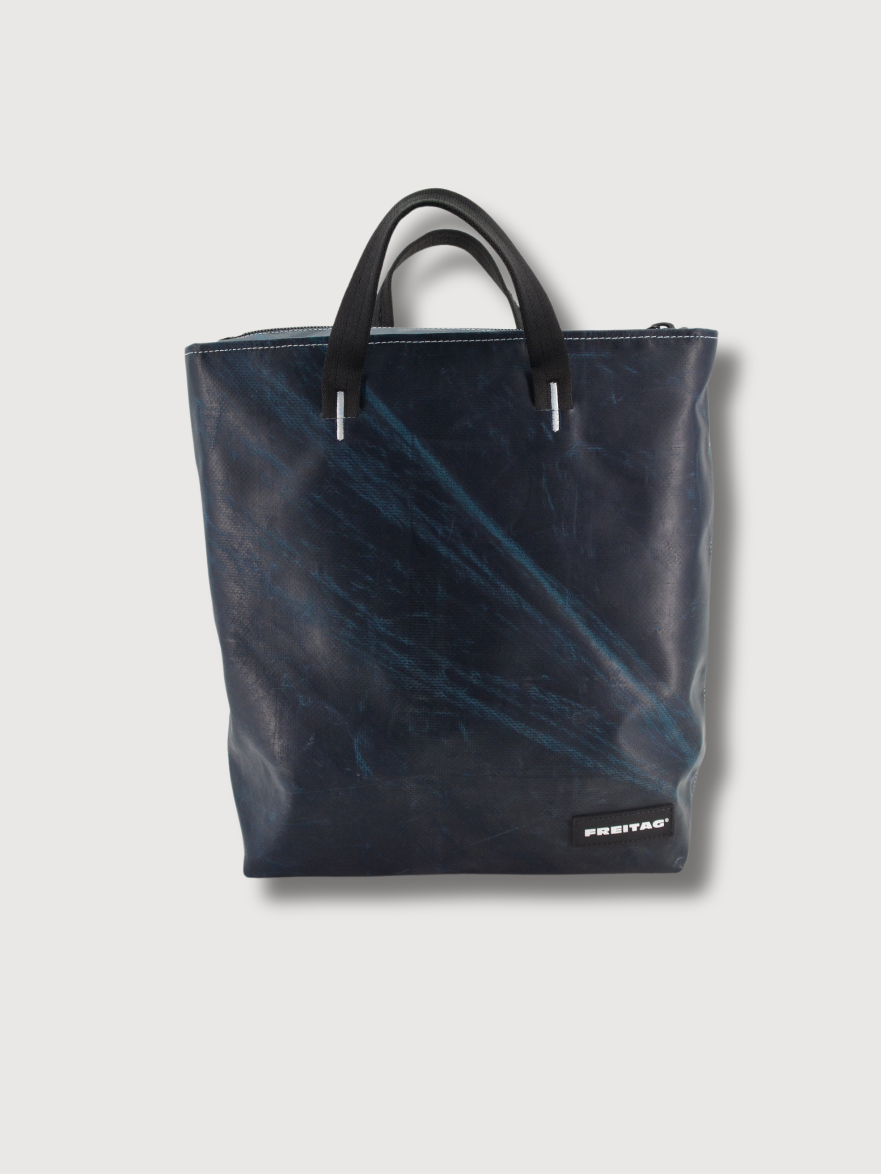 Bob Tasche Blau | Freitag