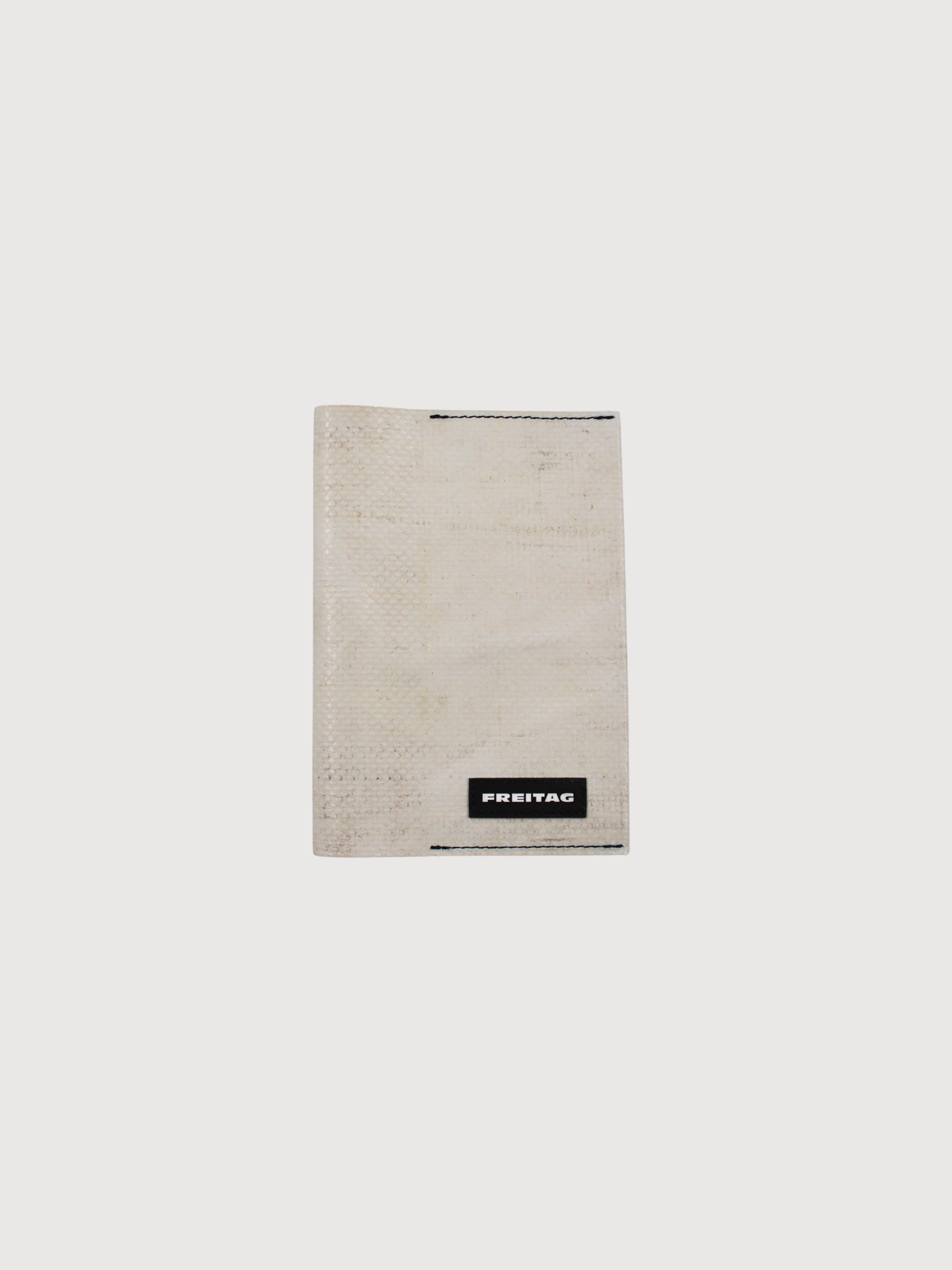 Reisepasshülle Explorer White | Freitag