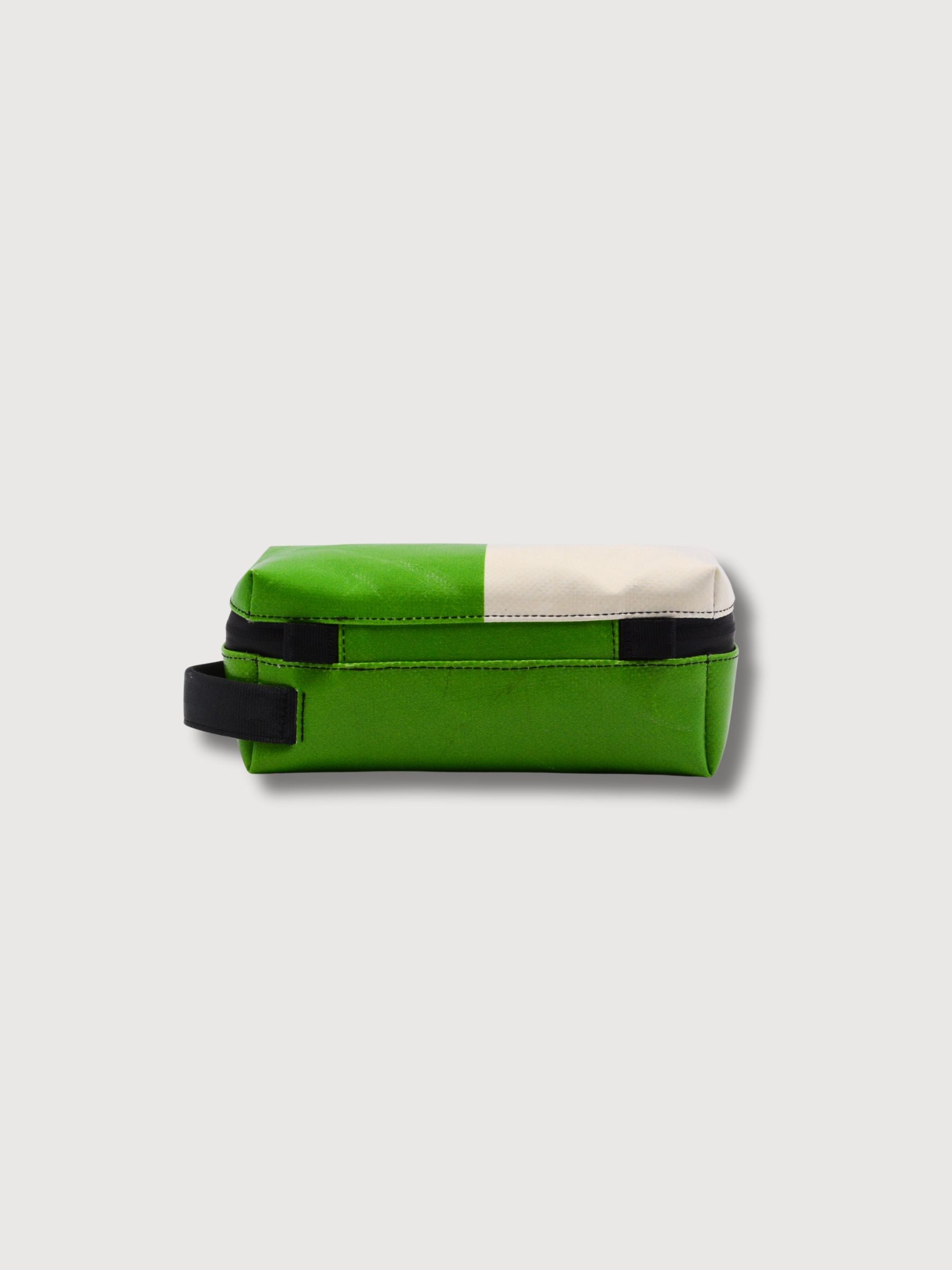 Beauty Case Cheyenne Verde/Bianco | Freitag