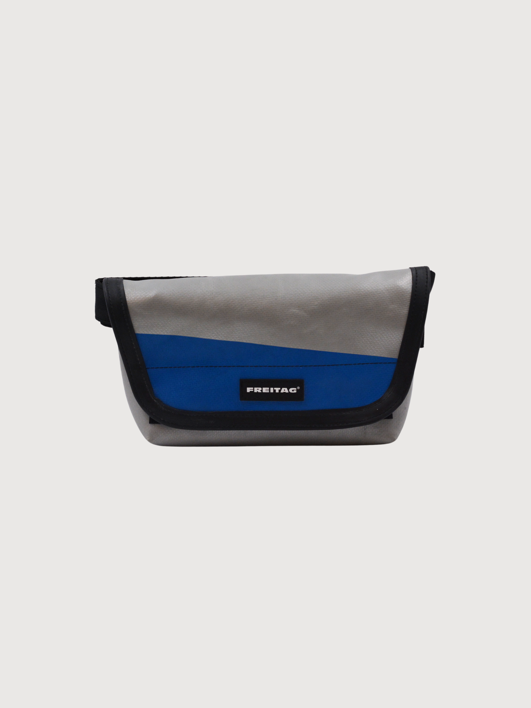 Crossbody Bag Jamie Silver/Blue | Freitag
