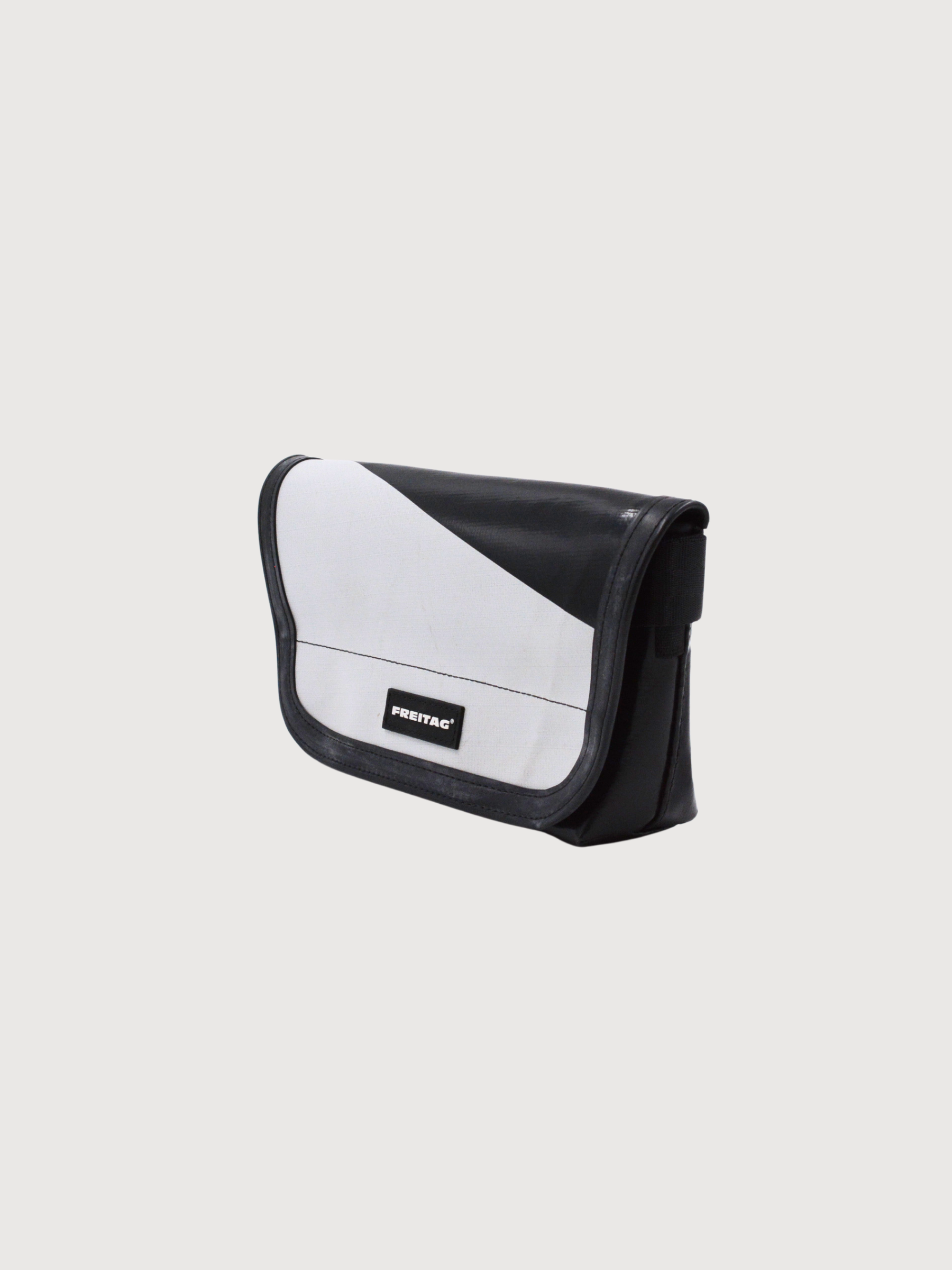 Borsa a tracolla Jamie Black/White | Freitag