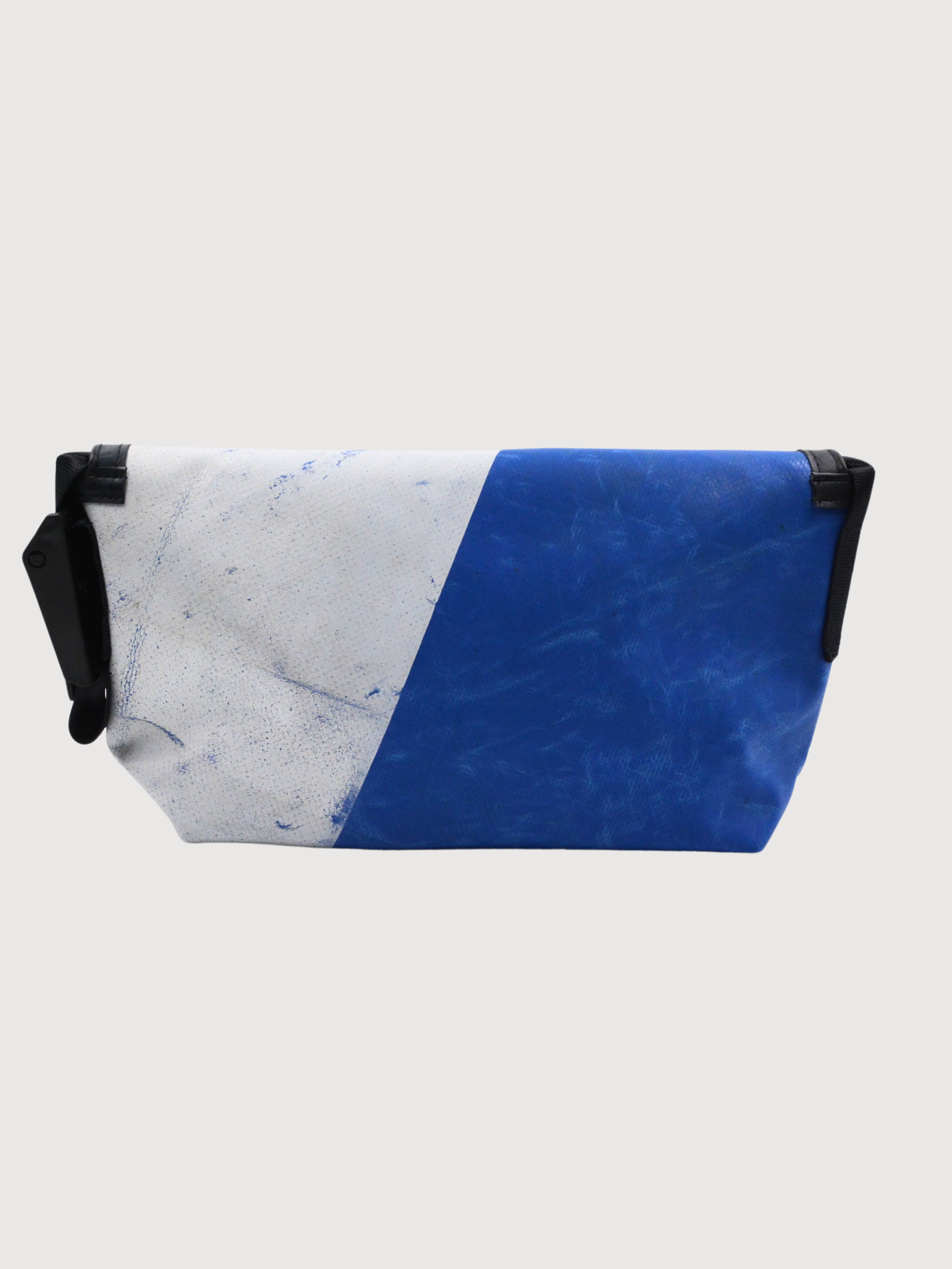 HAWAII FIVE Blue/White Bag | FREITAG