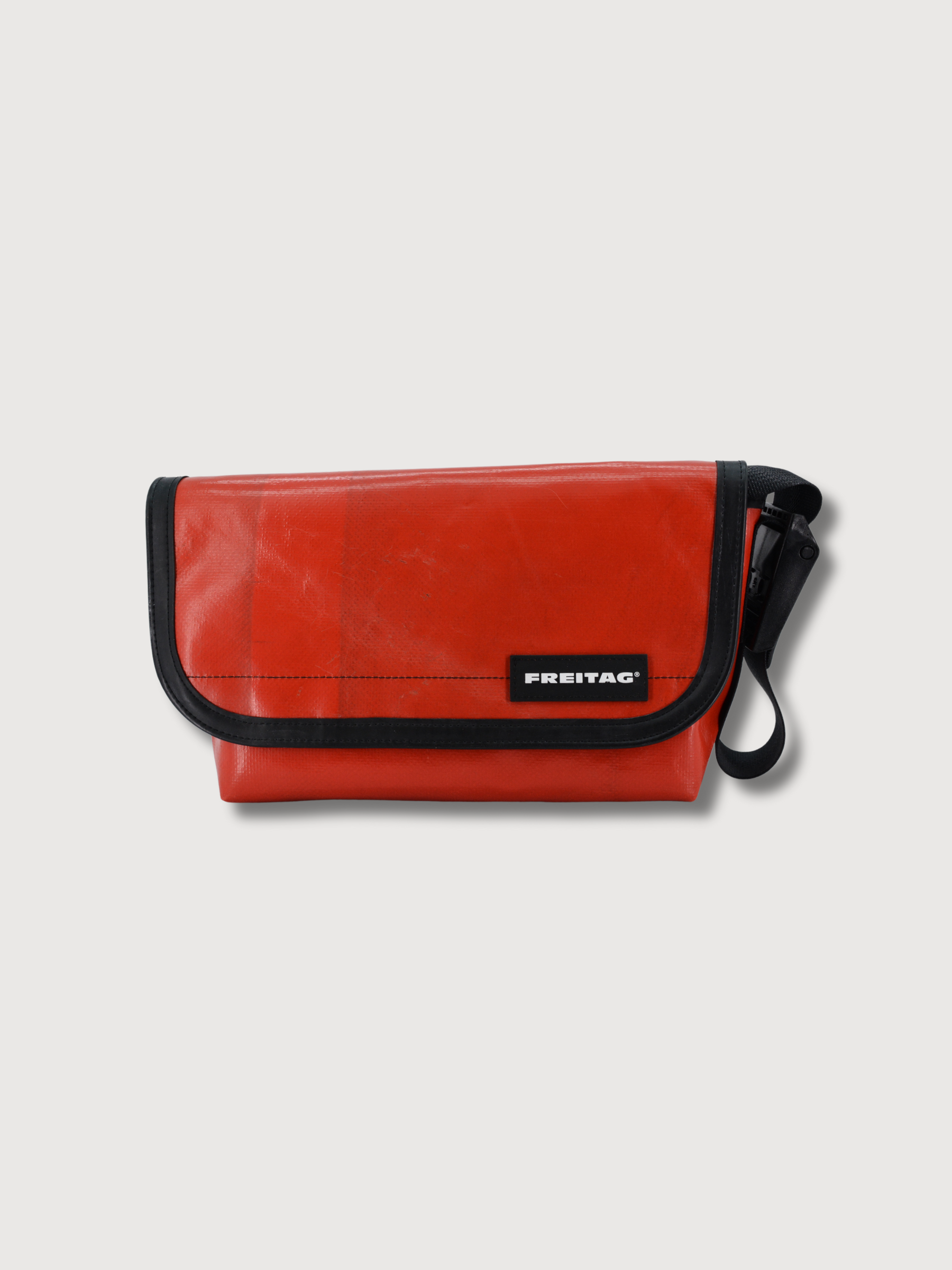 Hawaii FIve-0 Messanger Bag Rosso | Freitag