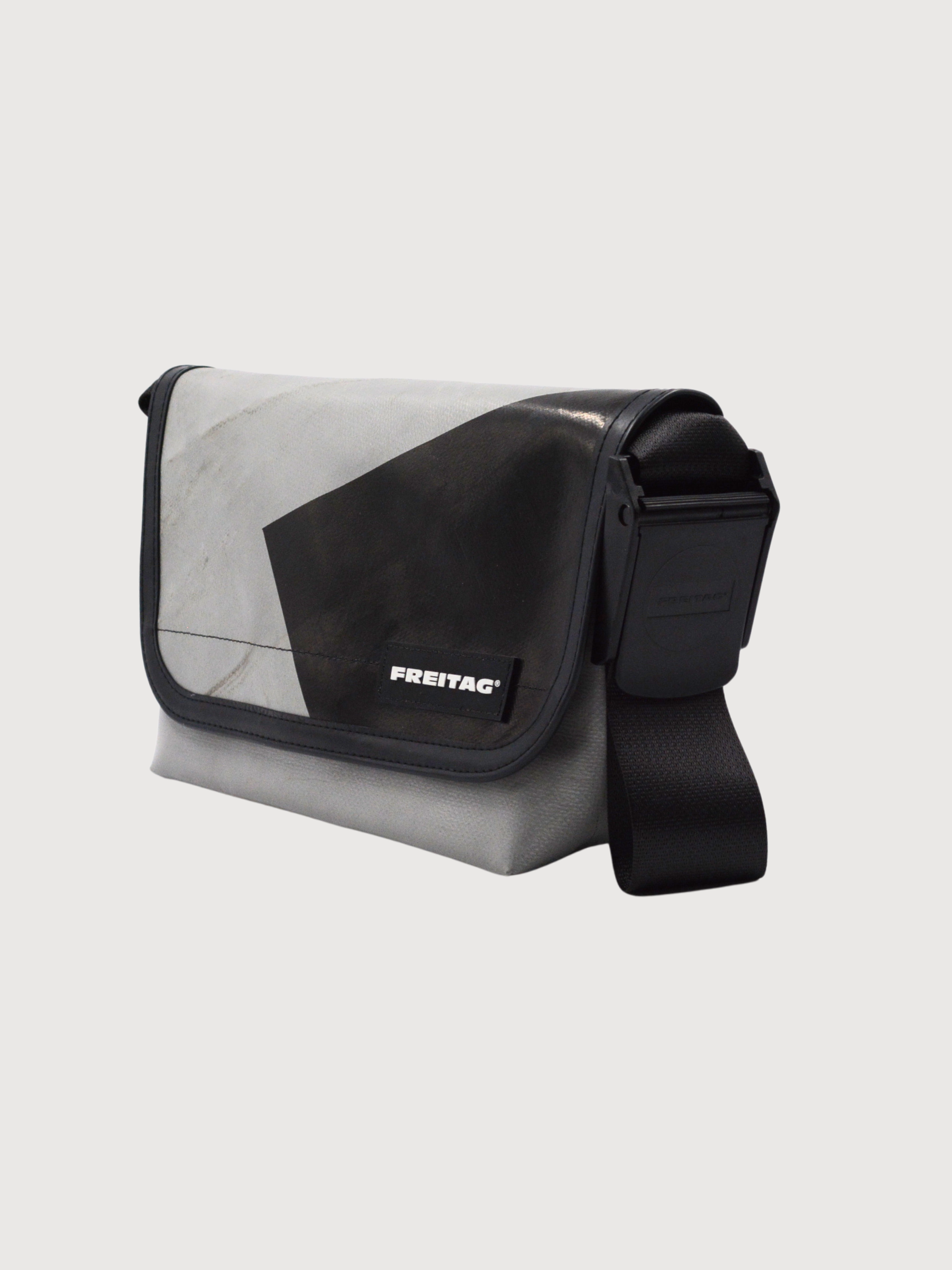 HAWAII FIVE Grey/Black Bag | FREITAG