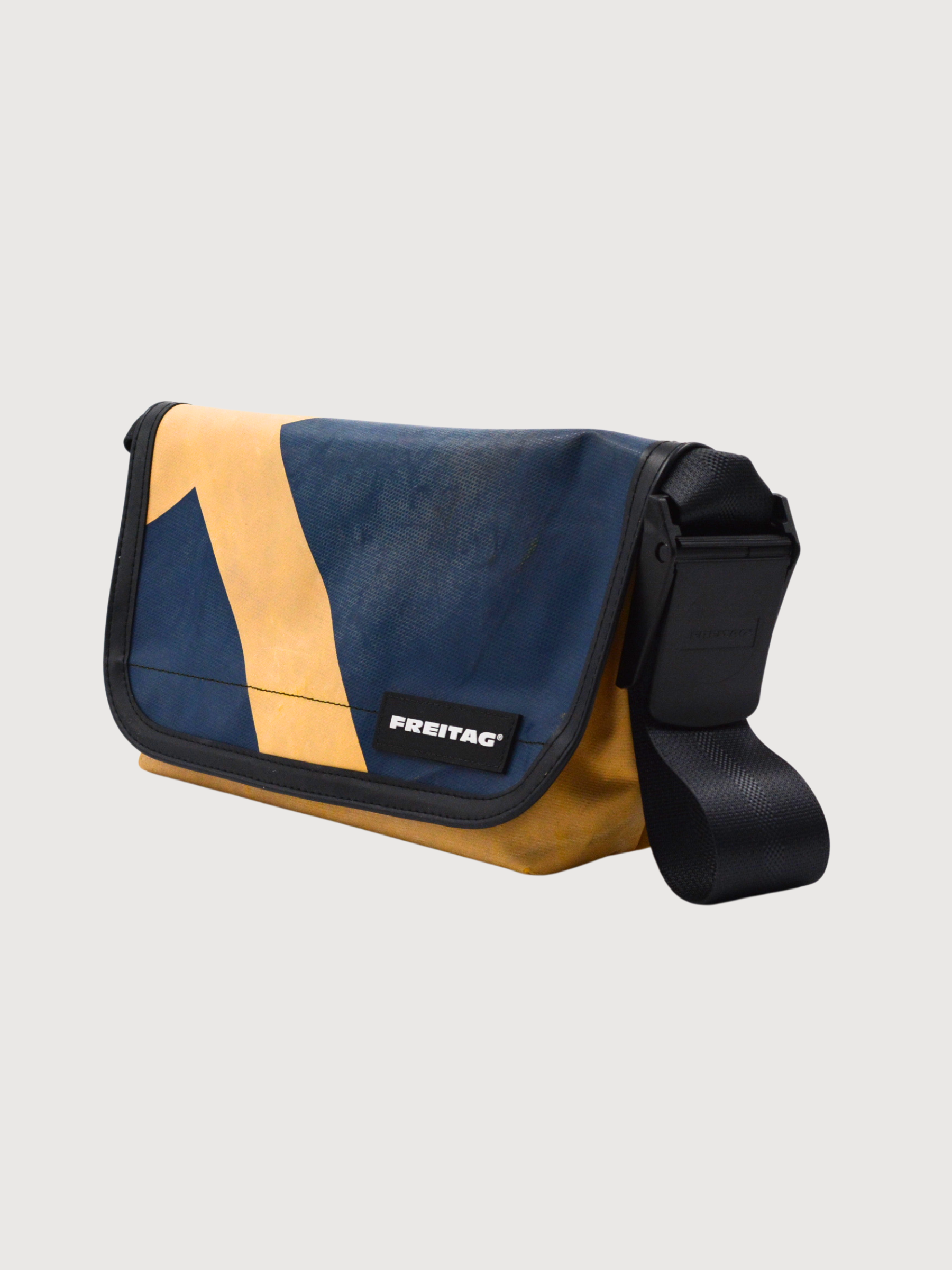 HAWAII FIVE Blue/Yellow Bag |  FREITAG