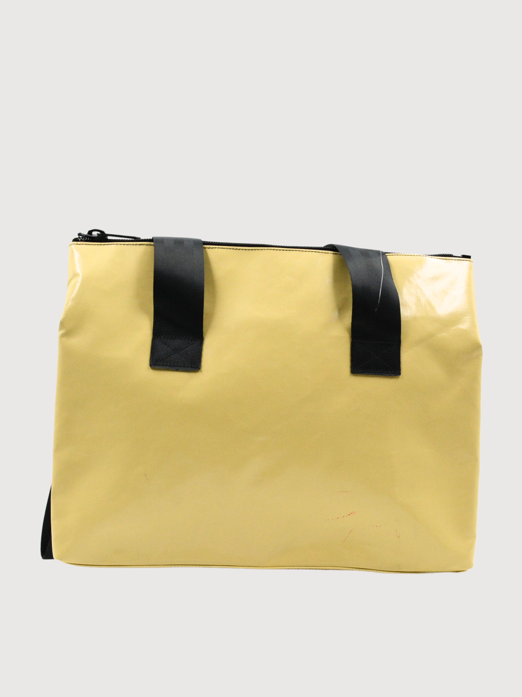 Sports Bag Lois Light Yellow | Freitag