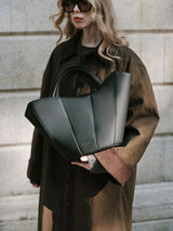 JOSEFINE TOTE BLACK | Gaston Luga