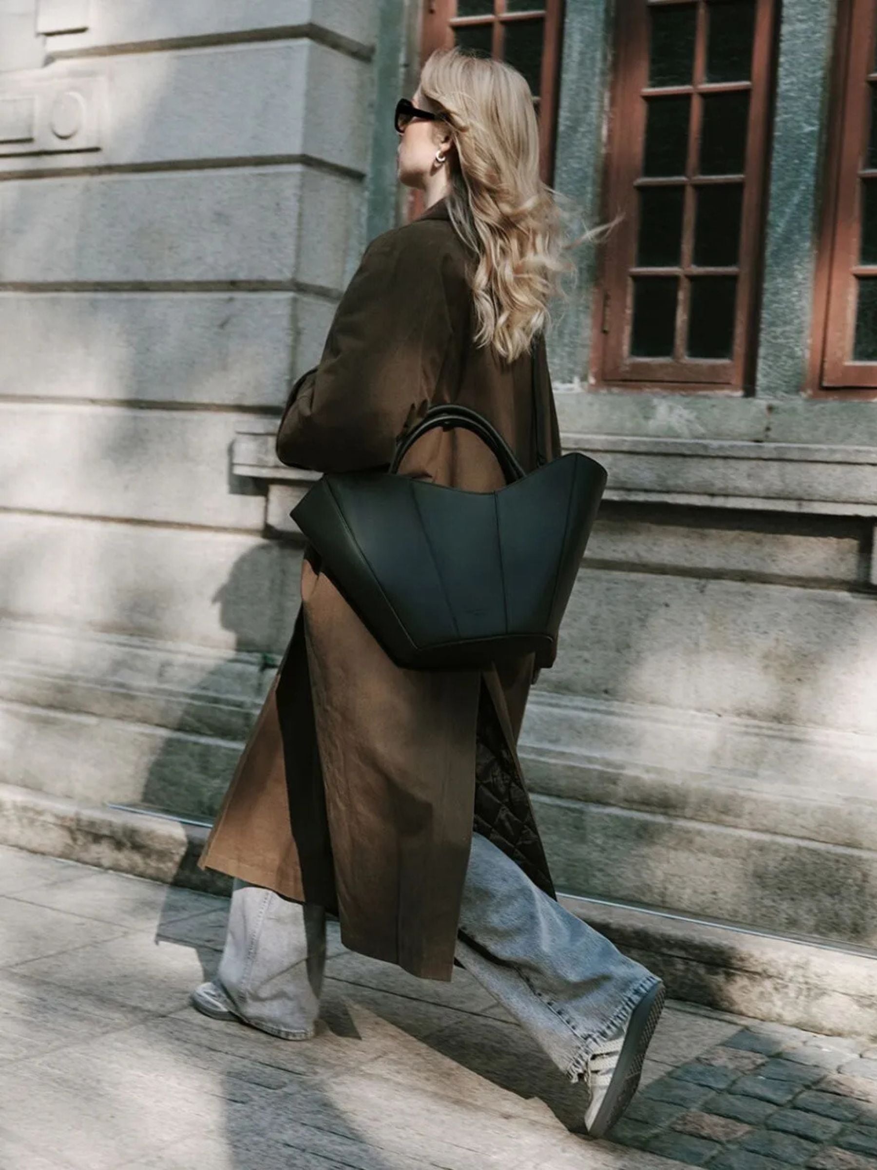 JOSEFINE TOTE BLACK | Gaston Luga