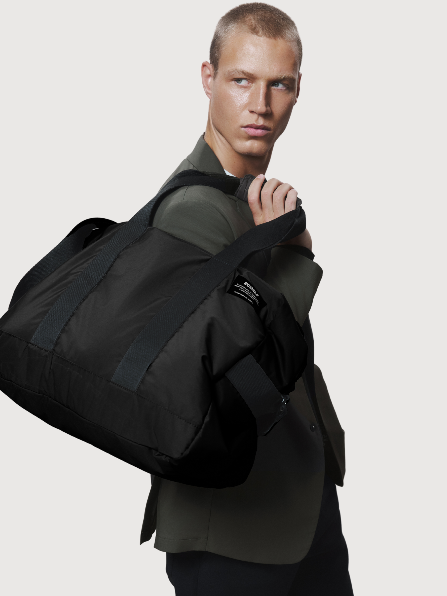 Jacke Farit DunkelgrünRecyceltes Polyester-Obermaterial | Ecoalf