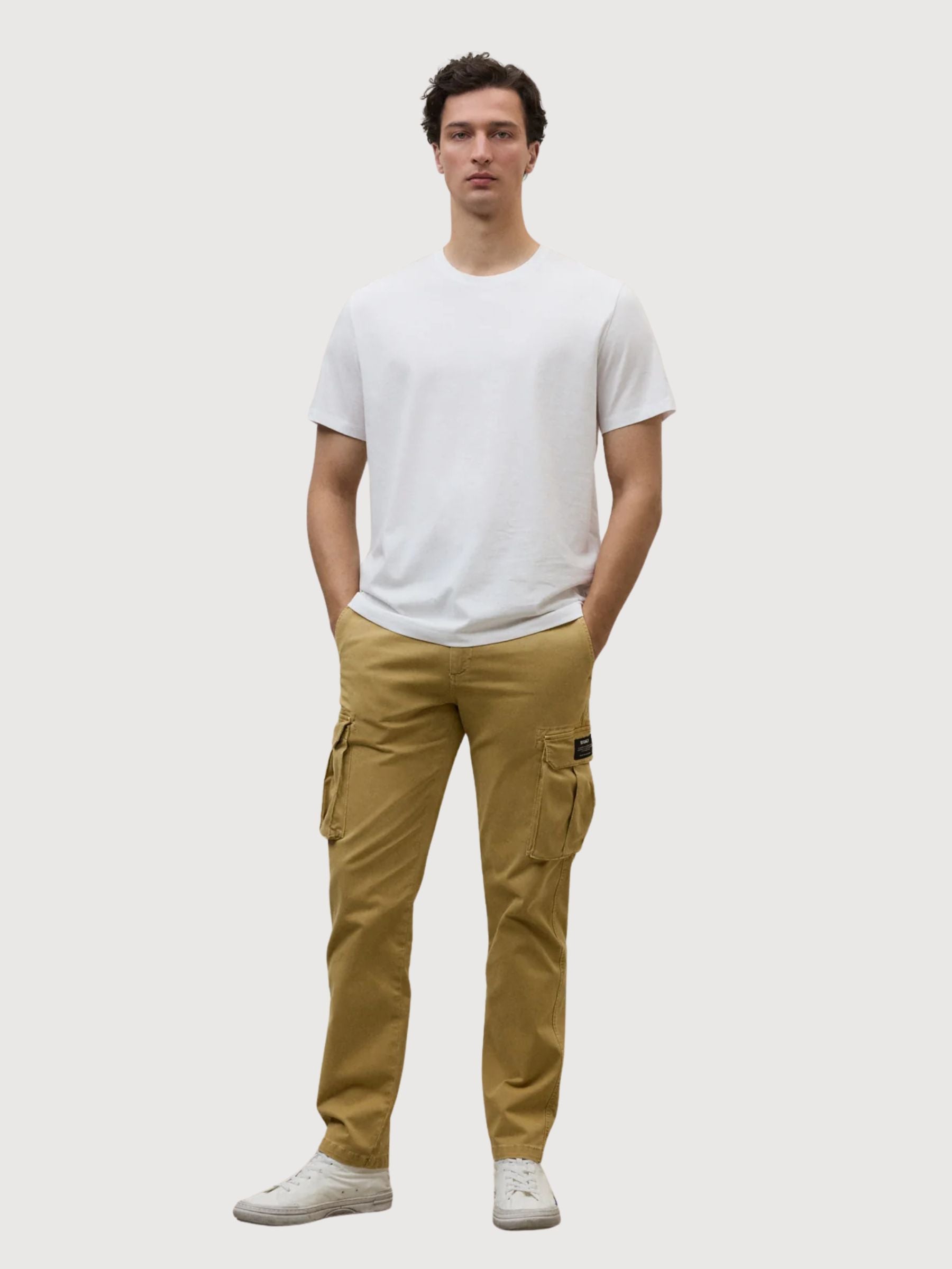 Weißes Herren-T-Shirt mit Belüftungsschlitzen | ECOALF