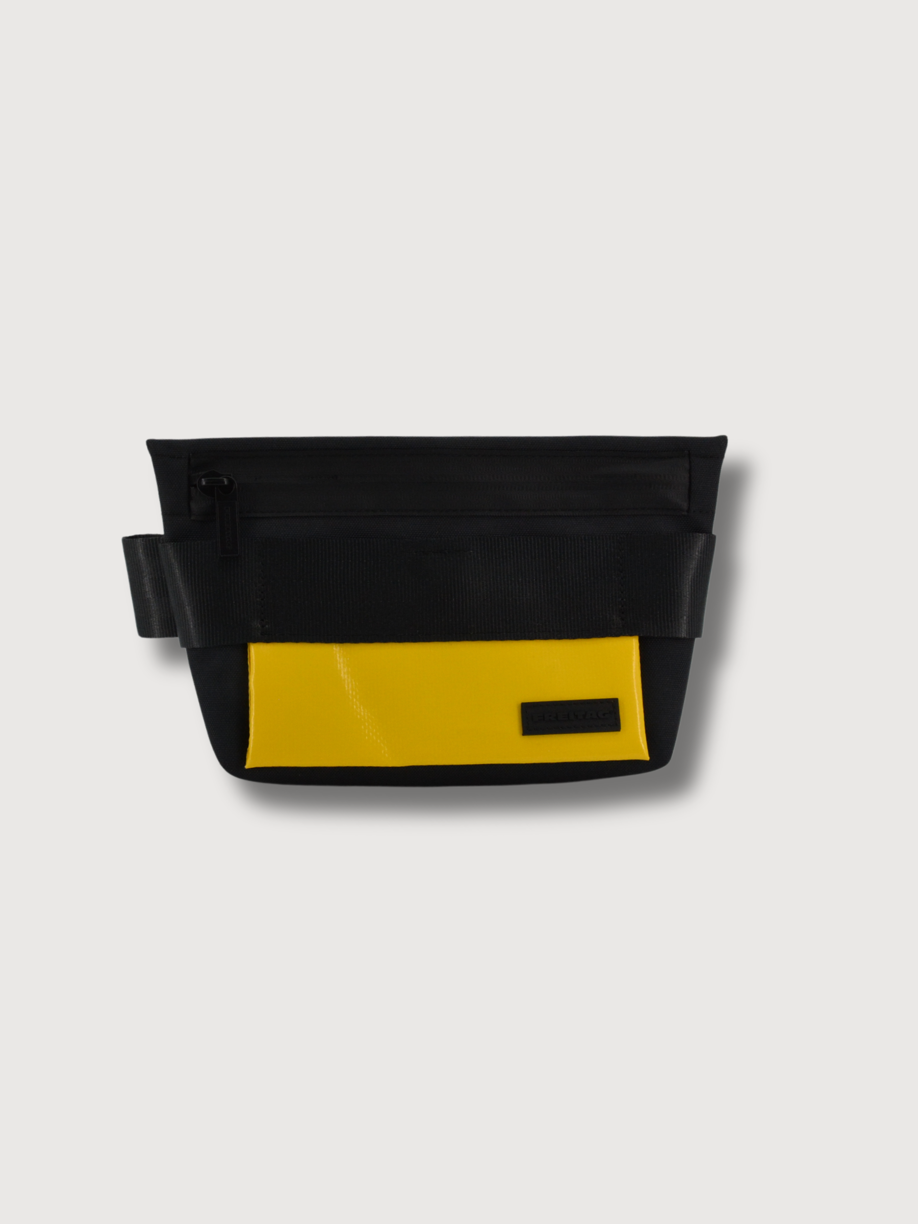 F607 MARKS Beautycase Yellow | FREITAG