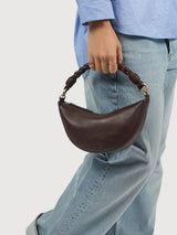 Leo Mini Tasche mit gedrehtem Griff, Schokoladenbraunes Narbenleder | O MY BAG