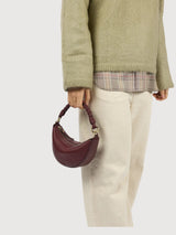 Leo Mini-Tasche mit gedrehtem Henkel, dunkelkirschrot | O My Bag