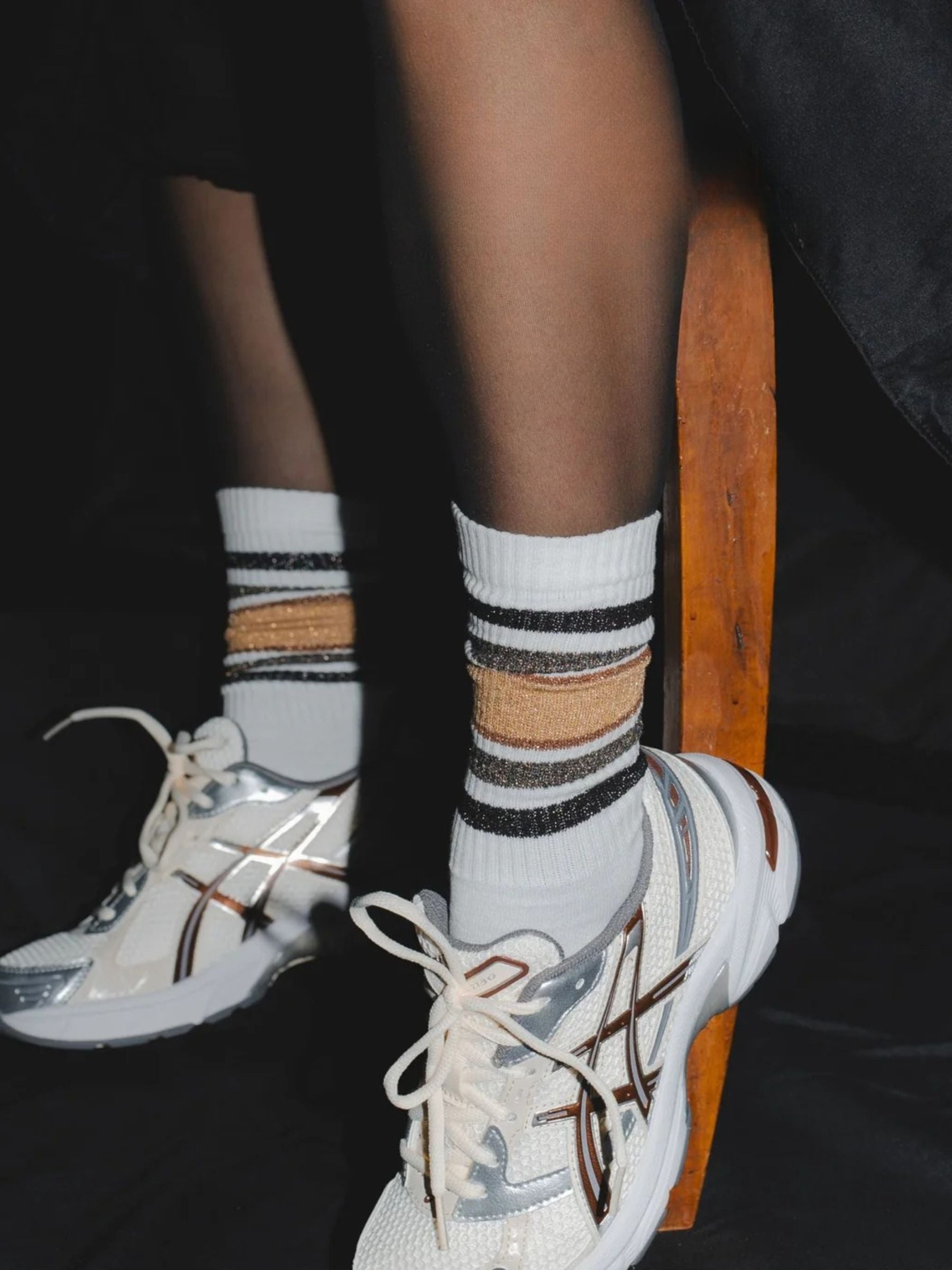 Sporty Glitter Gold Powder |  Ooley