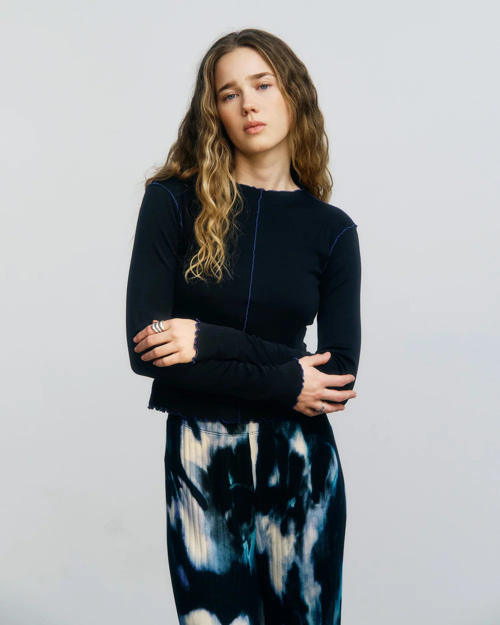 Maglia a maniche lunghe rilassata True Black | Rotholz