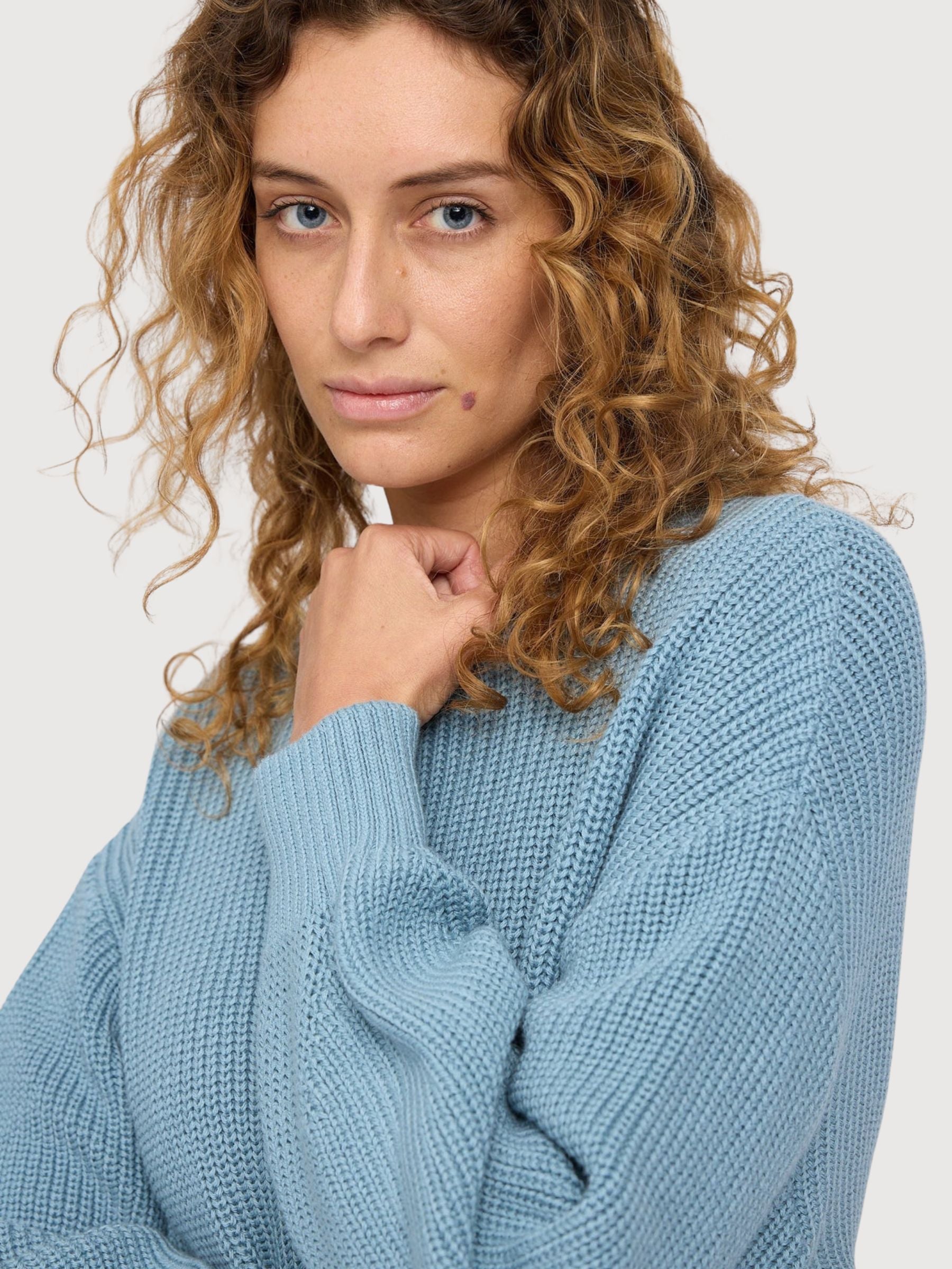 Pullover in maglia grossa blu da donna in cotone | Mazine