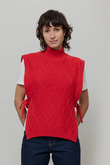 Delia Women's Turtleneck Vest in Recycled Wool – Poppy Red | Rifò