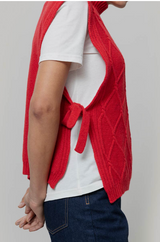 Delia Women's Turtleneck Vest in Recycled Wool – Poppy Red | Rifò