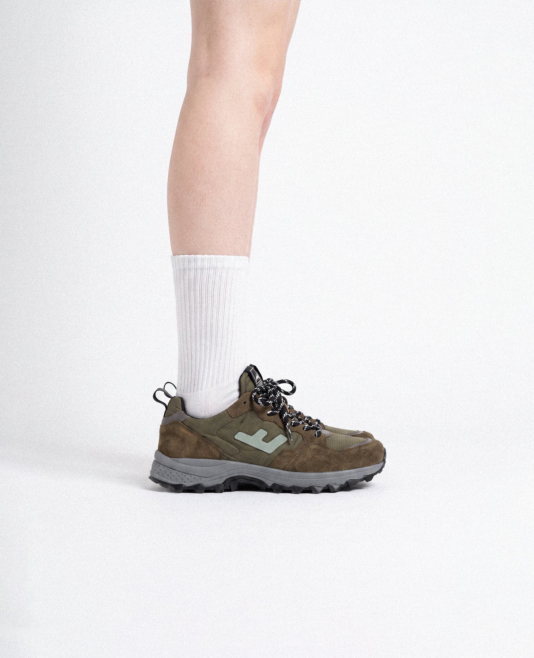 TABEI NORI OLIVE Sneakers | Flamingos Life