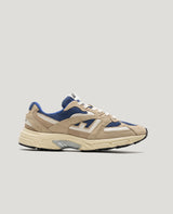 WAIROA JEANS SAND SNEAKERS | Flamingos Life