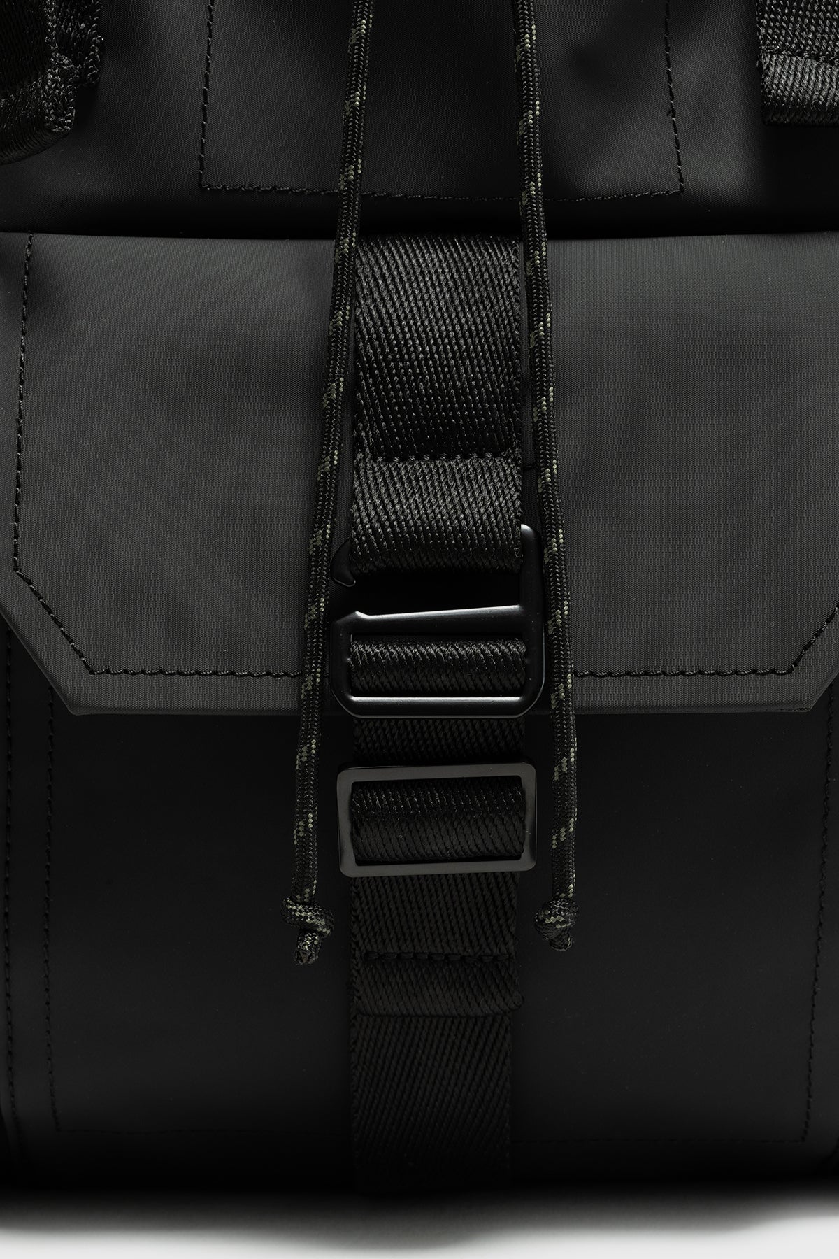 Zaino Areny WR Nero | ECOALF