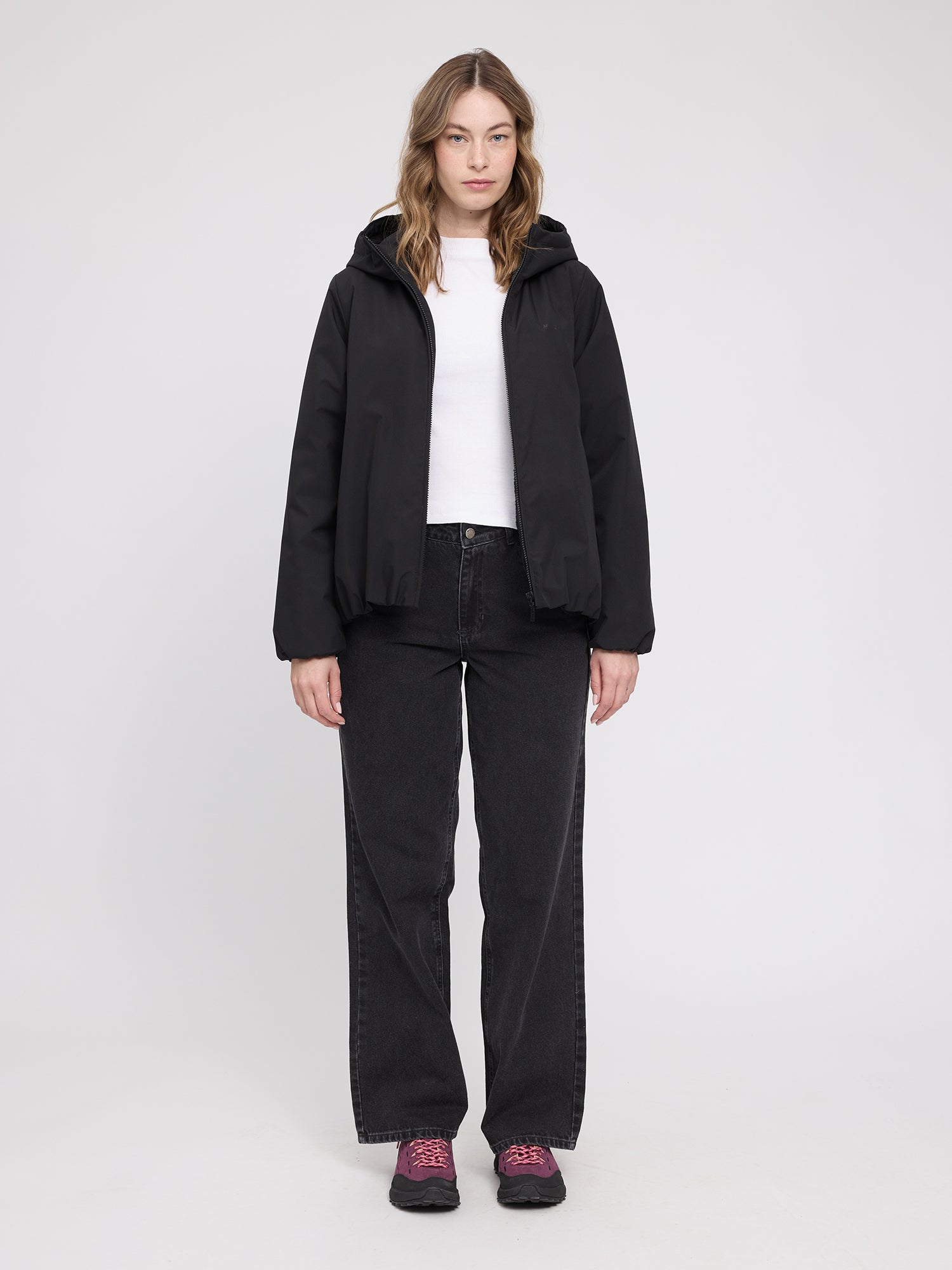 Damenjacke Basic Padded Schwarz | MAZINE