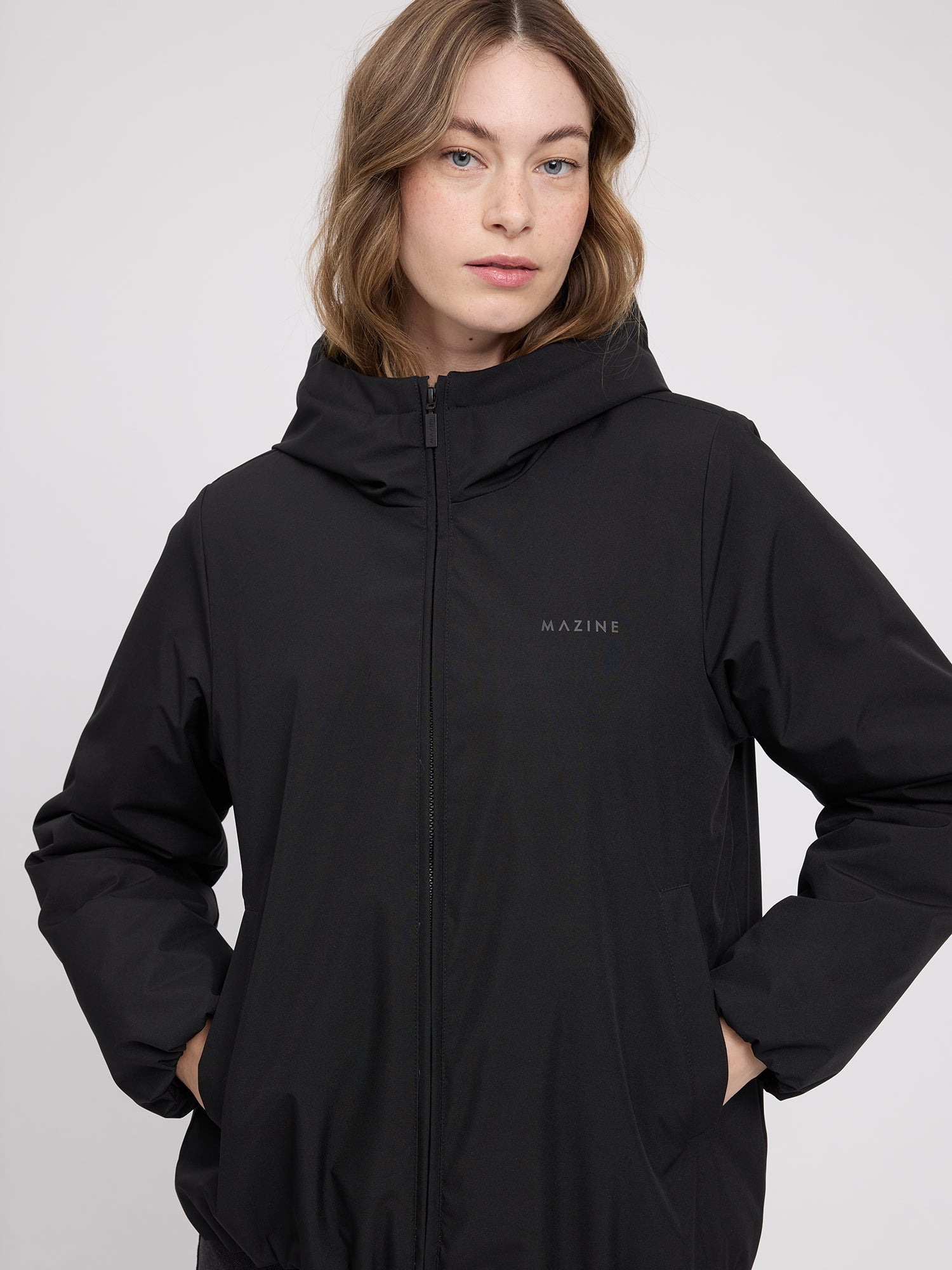 Damenjacke Basic Padded Schwarz | MAZINE