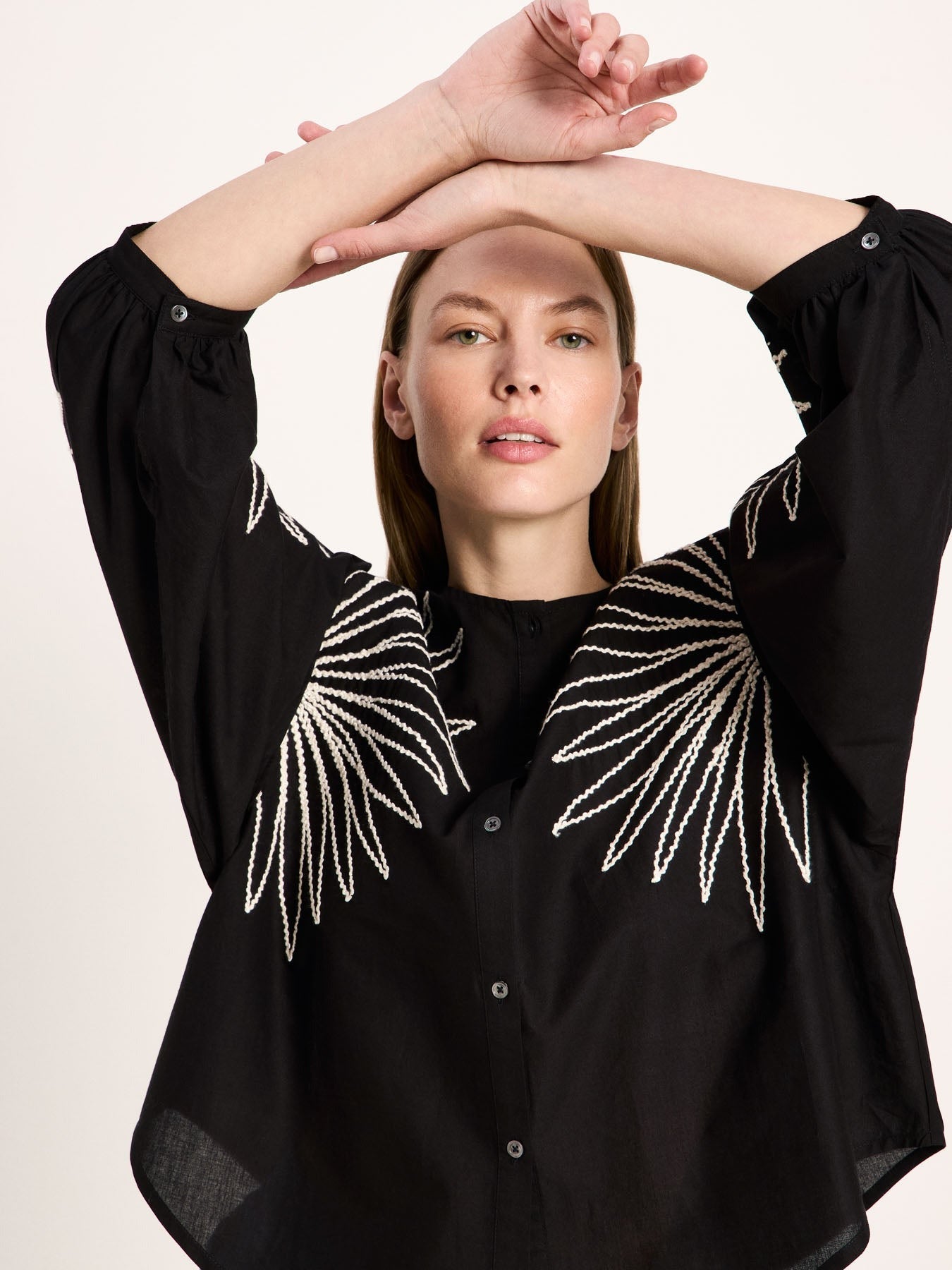 Blouse Embroidered Black Women's in Cotton GOTS | Lanius