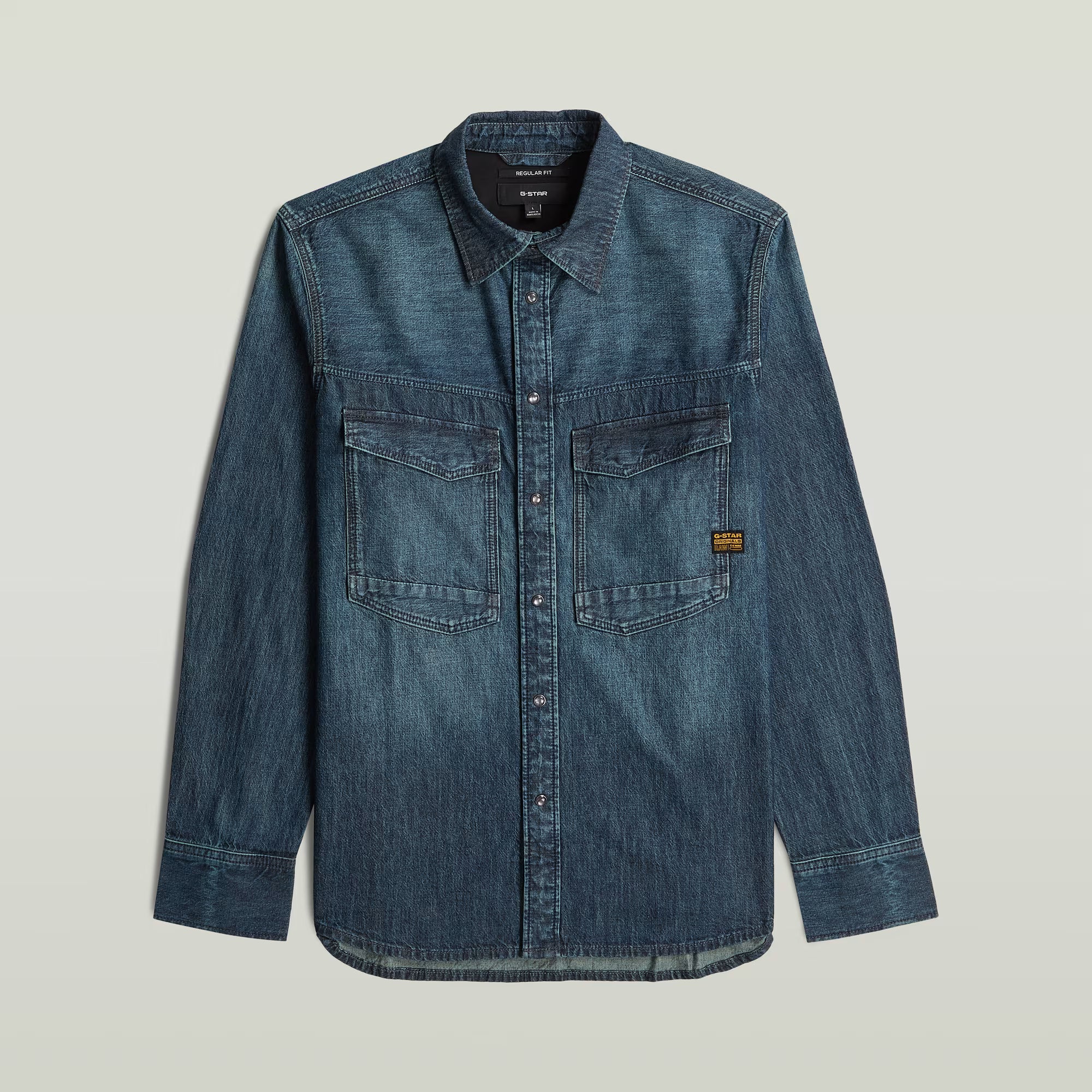 Dark blue G-Star Raw Dakota regular shirt with a classic fit, button-up front, and collared design.