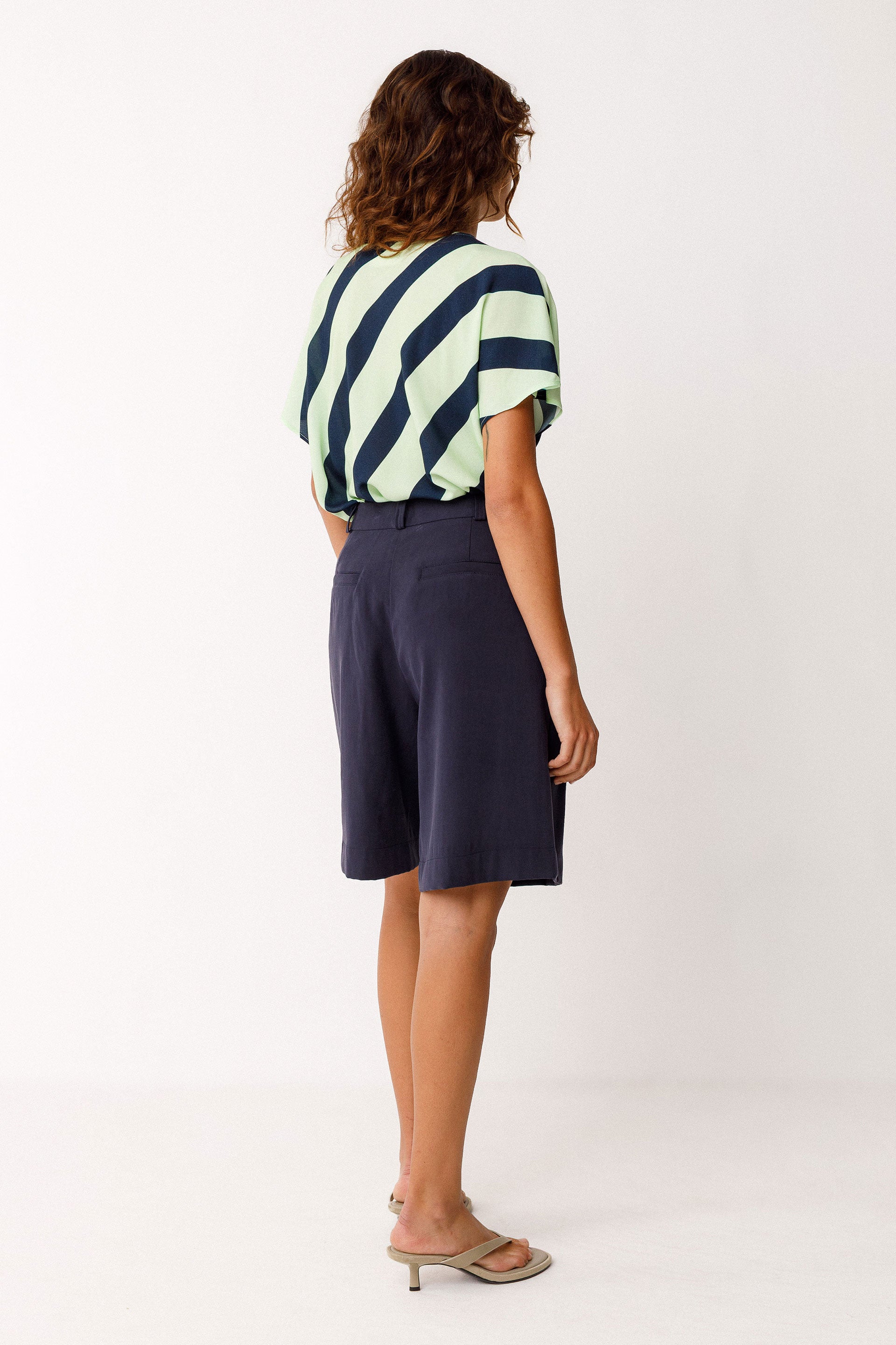 Bermuda Laida Blu Navy Donna | Skfk