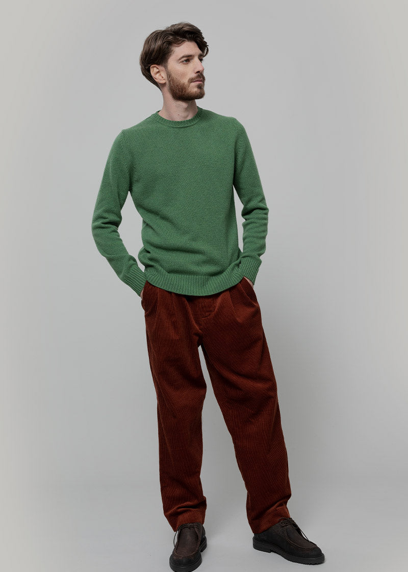Romeo Men's Recycled Cashmere Crewneck Sweater – Chard Green | Rifò