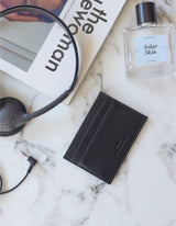 Kartenetui Mark – Schwarzes weiches Narbenleder | O My Bag