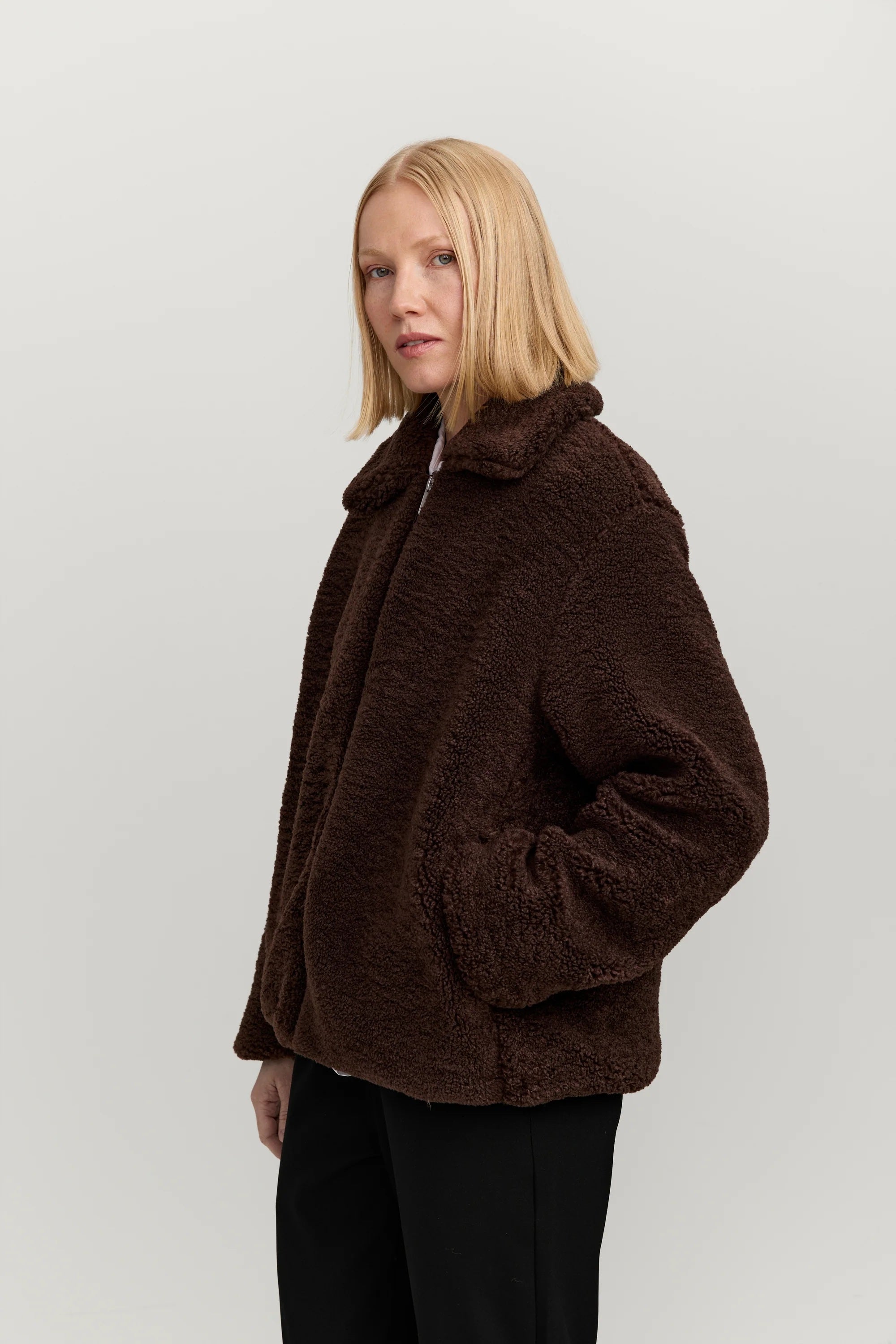 Miisa Women's Jacket – Dark Brown | Makia