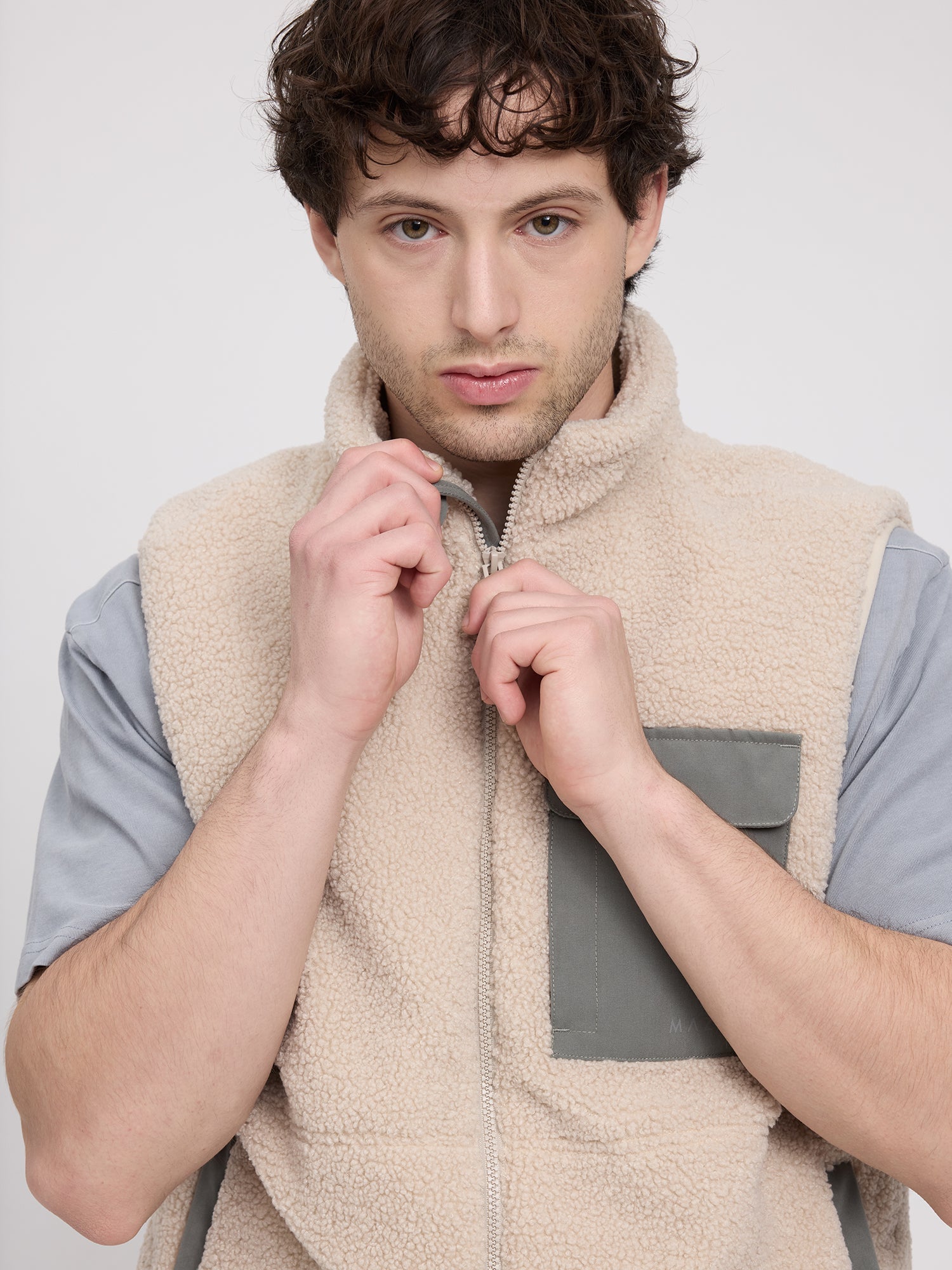 Vest Padded Sherpa Natural/Light Bottle | MAZINE