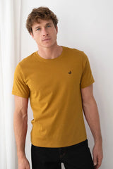 Qalito roundneck t-shirt Mustard | TWOTHIRDS