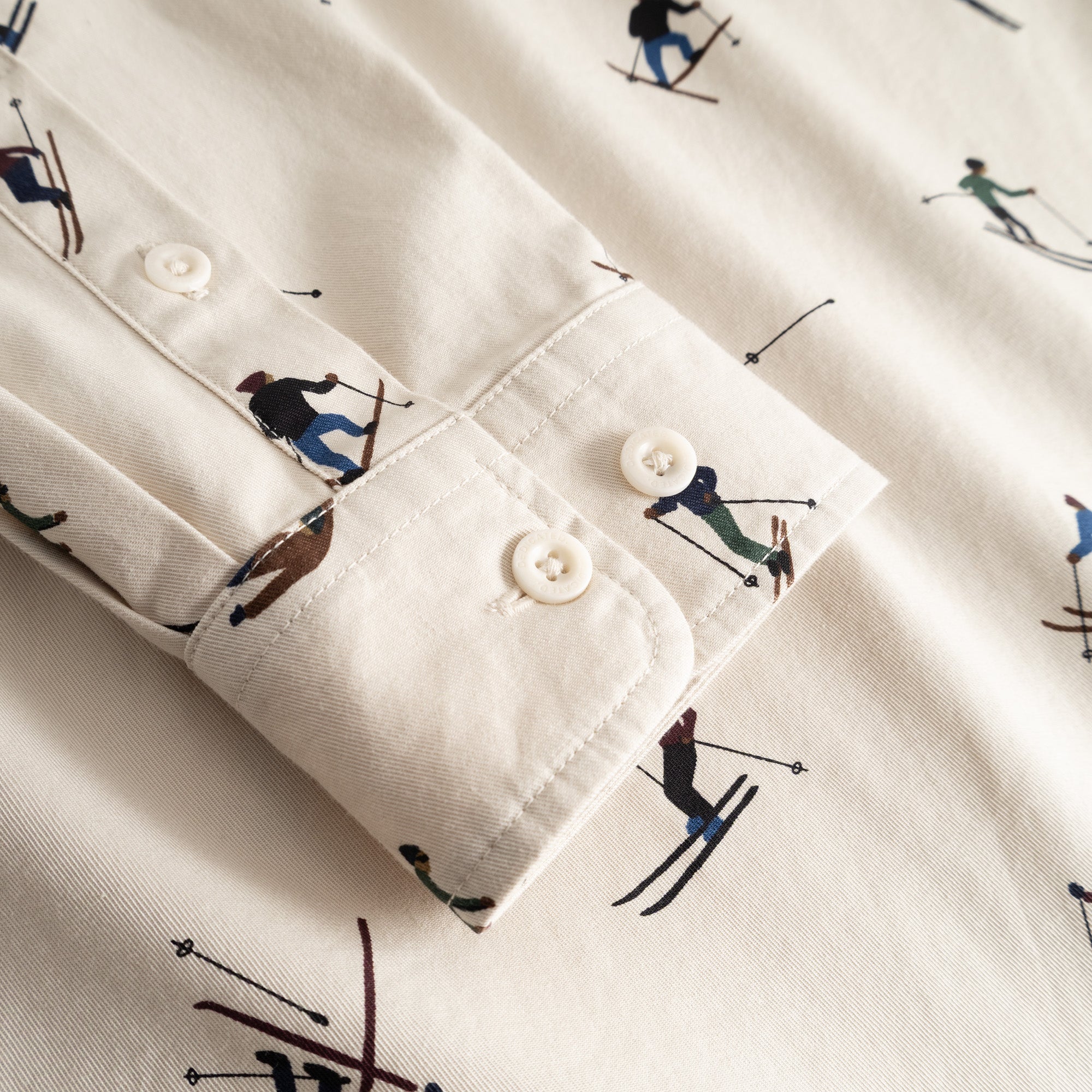 Shirt Lunnevik Ski Team Haferweiß | DEDICATED