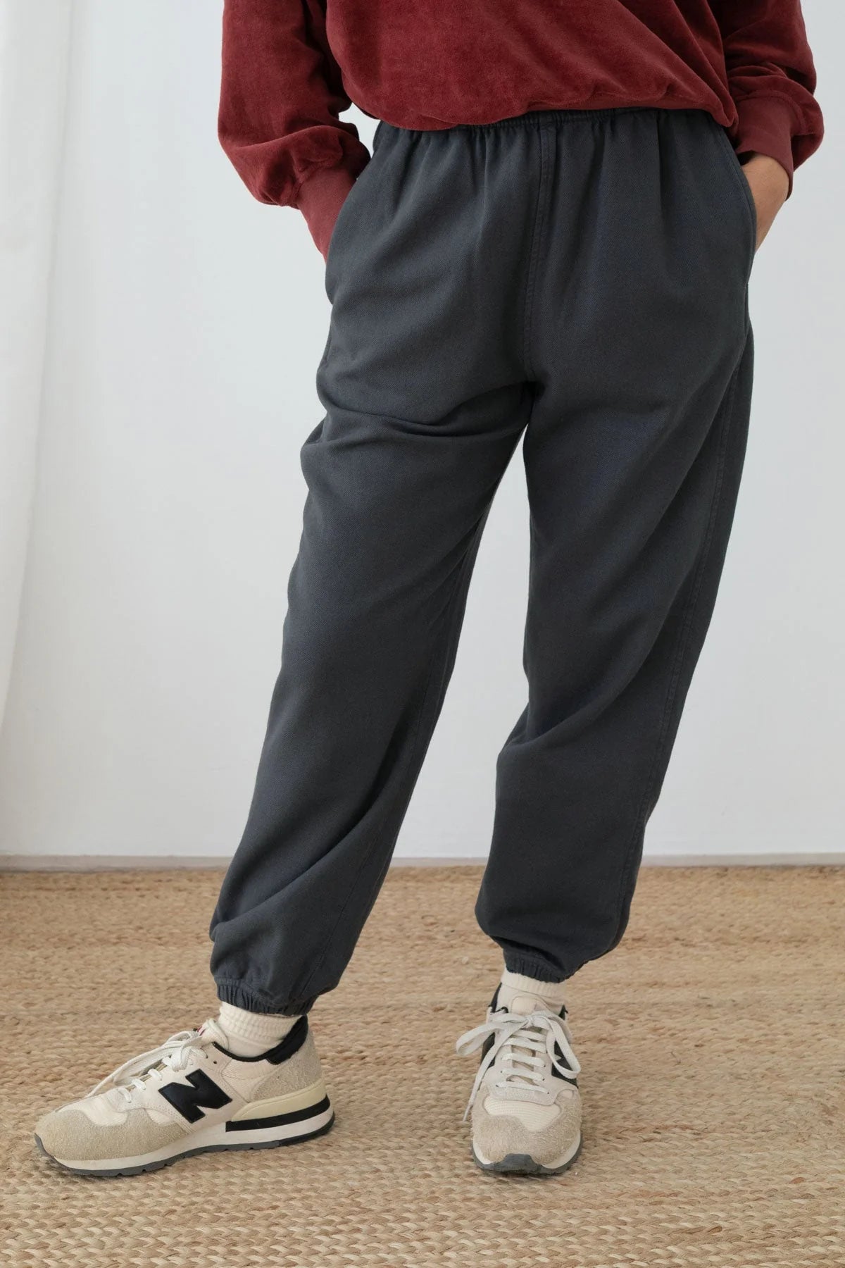 Solmara Trousers Dark Sand | TWOTHIRDS